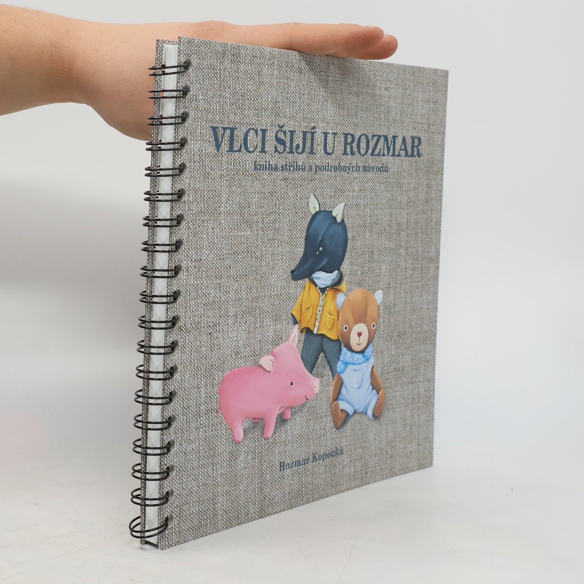 Vlci šijí u Rozmar