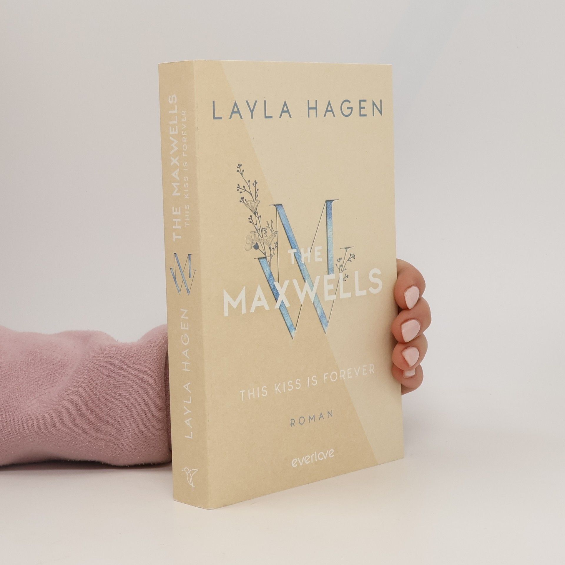 Layla Hagen This Kiss is Forever