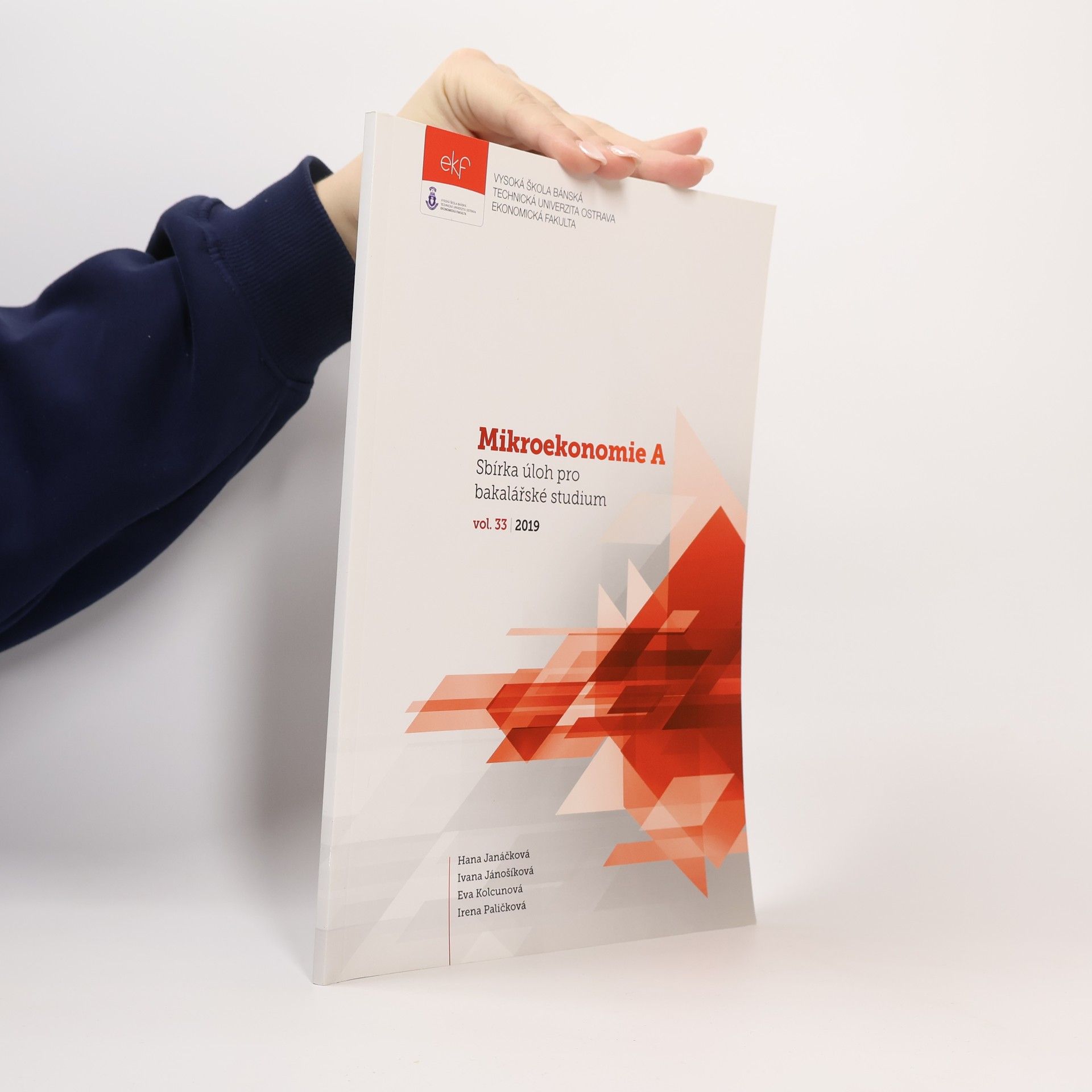 Mikroekonomie A - sbírka úloh pro bakalářské studium