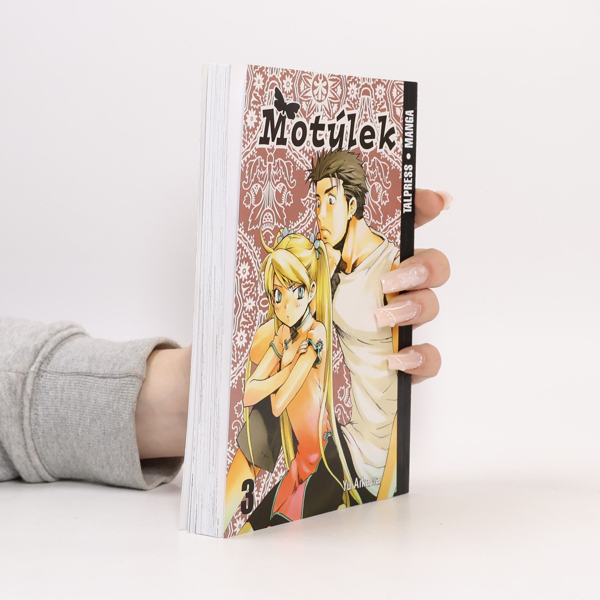 Yu Aikawa Motýlek. 3