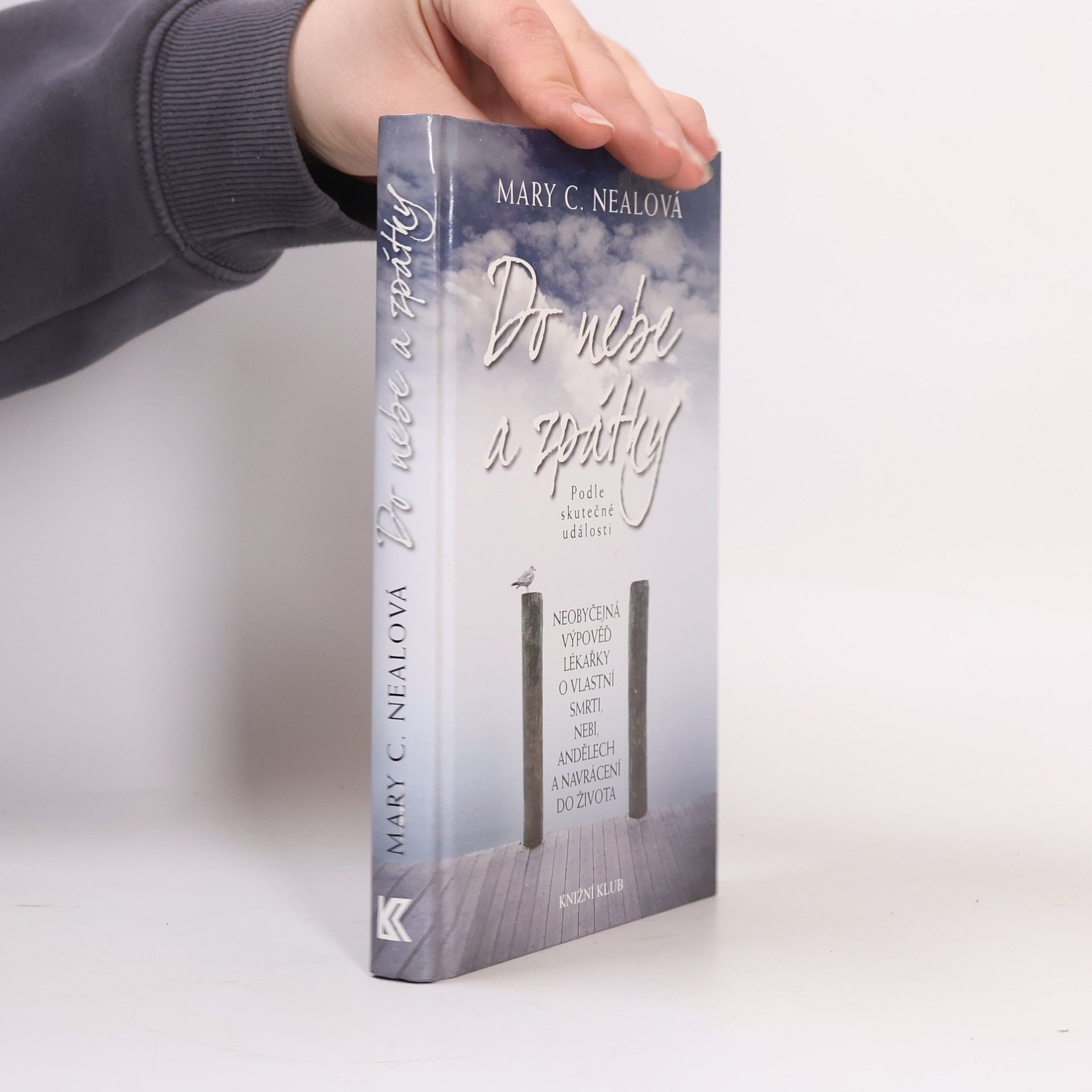 Mary C. Neal Do nebe a zpátky