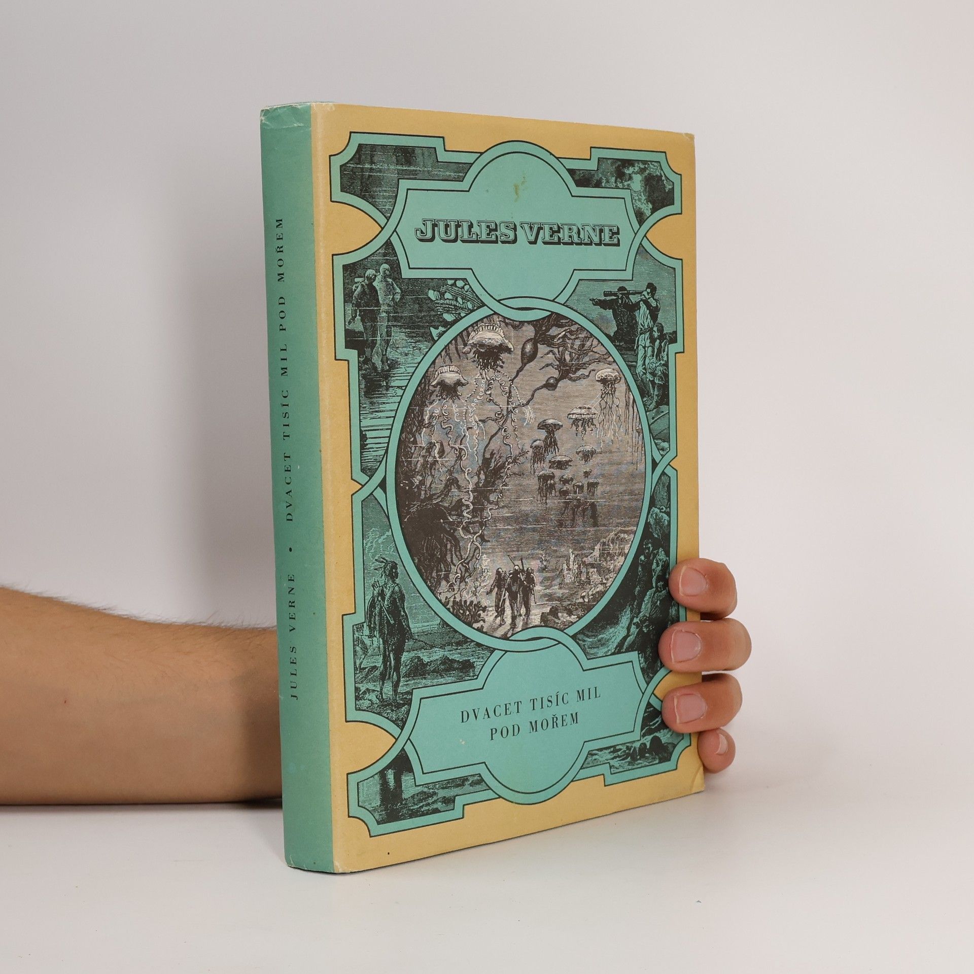 Jules Verne Dvacet tisíc mil pod mořem