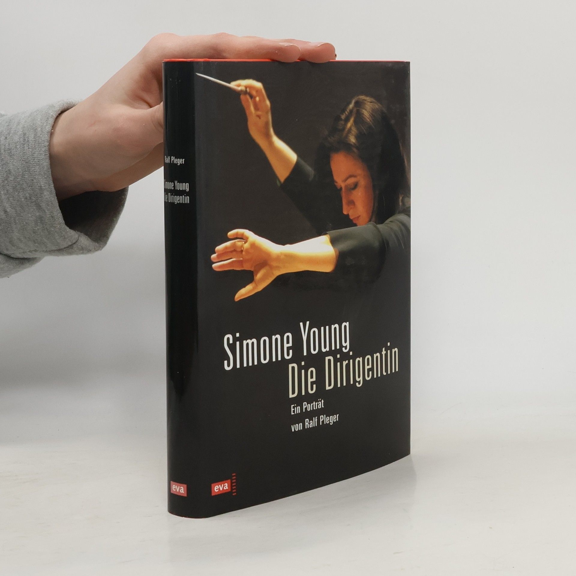 Ralf Pleger Simone Young: Die Dirigentin