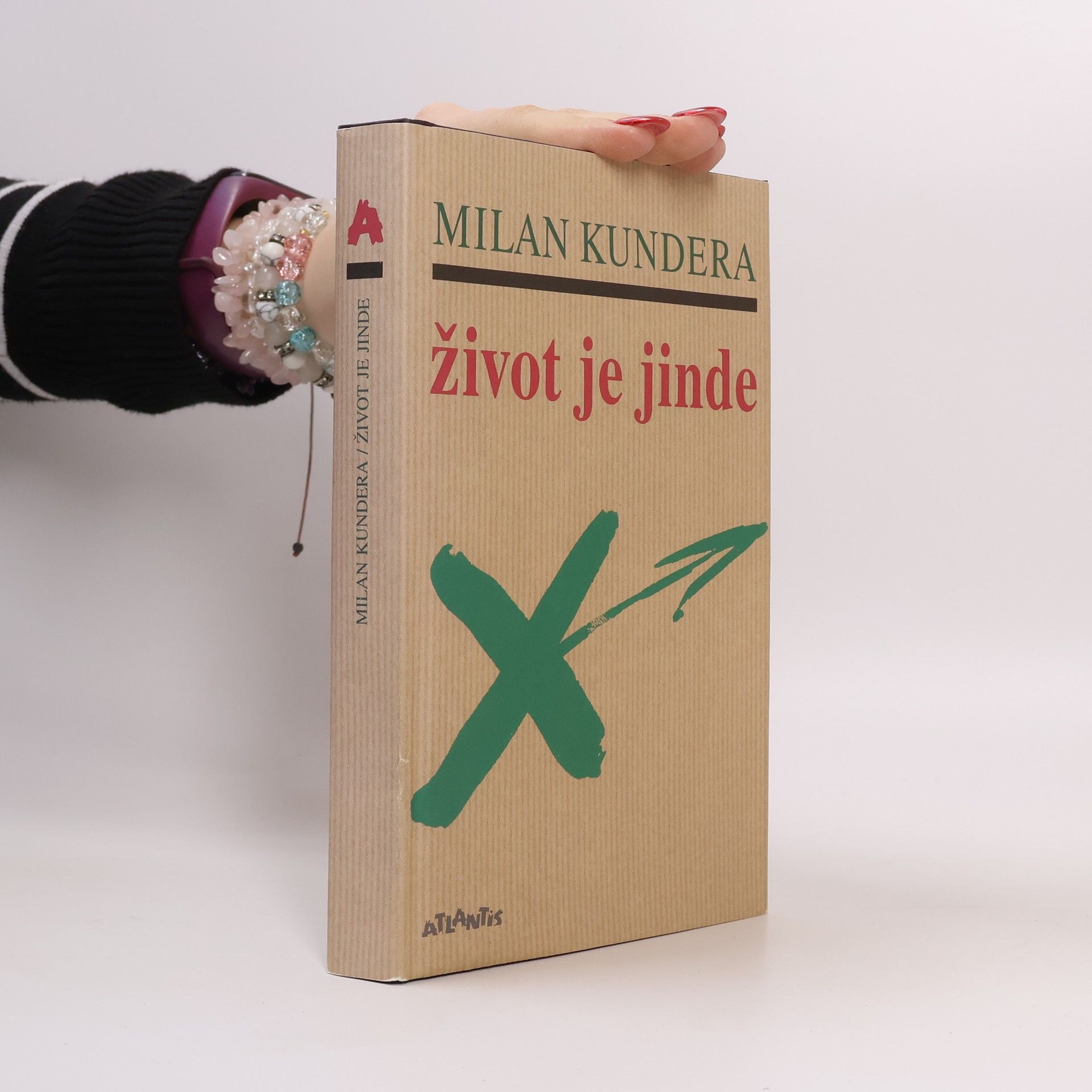 Milan Kundera Život je jinde