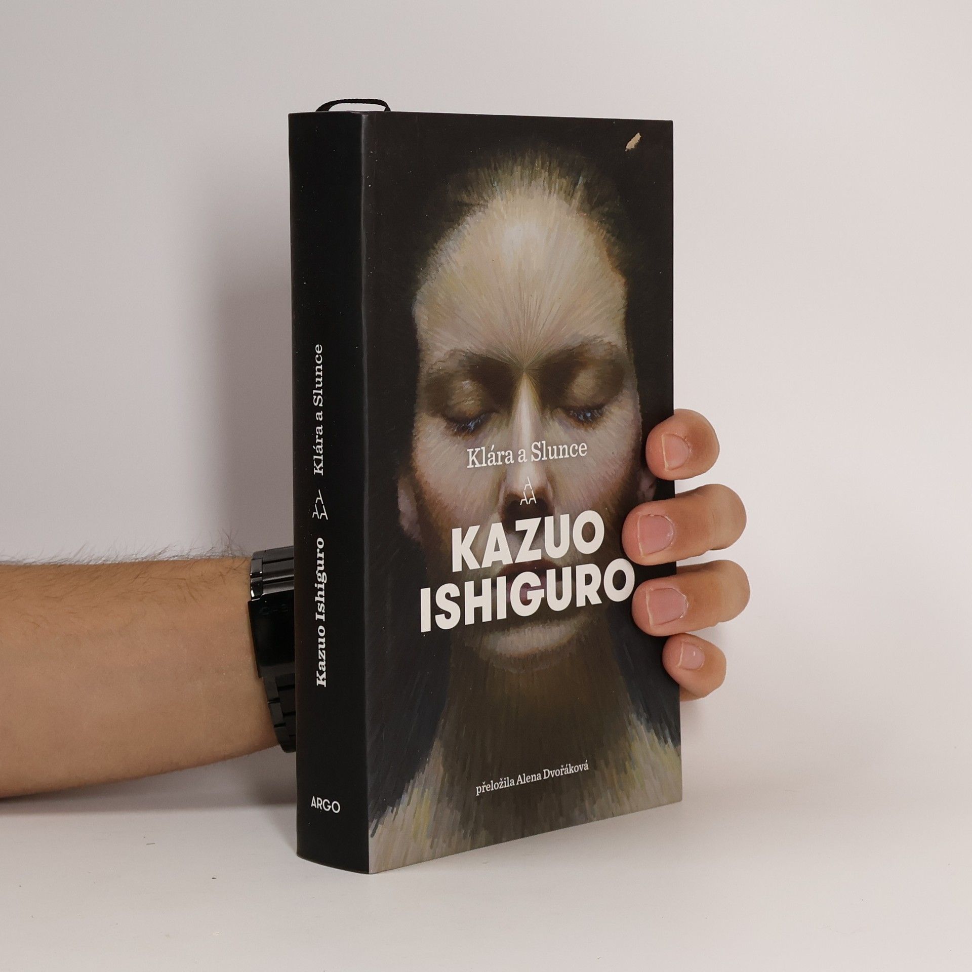 Kazuo Ishiguro Klára a Slunce