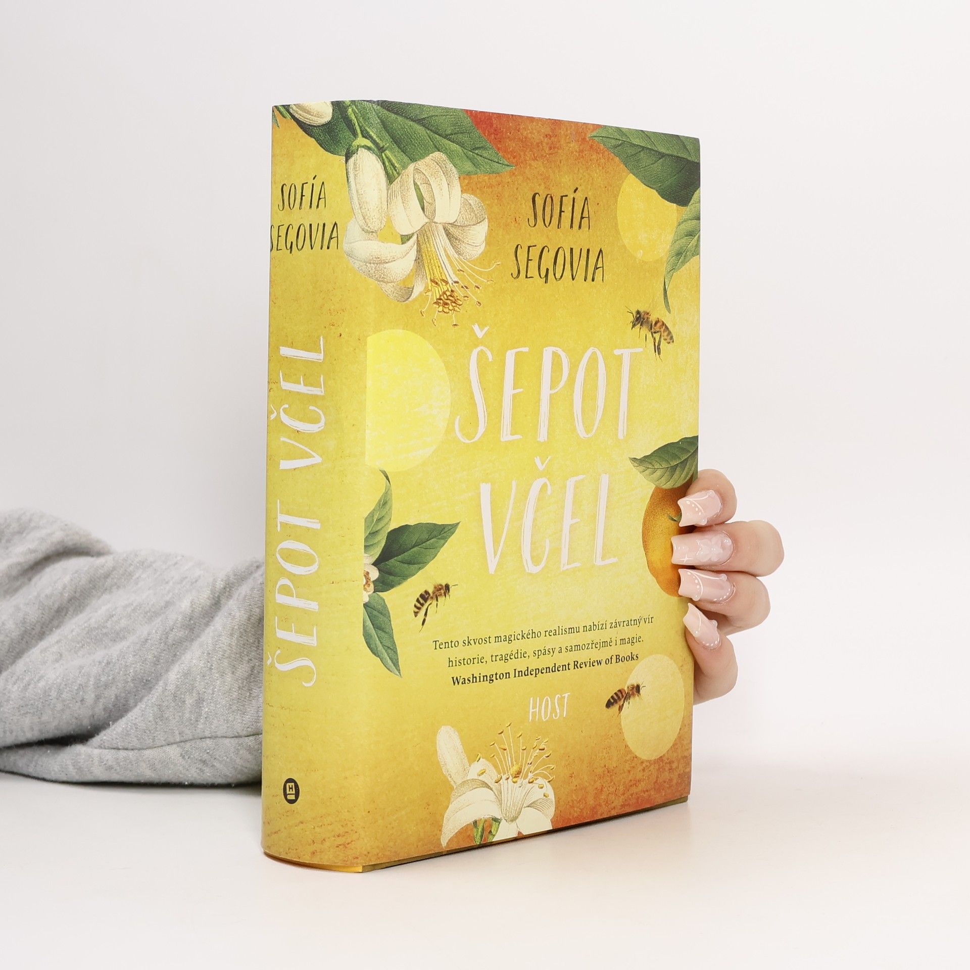 Sofía Segovia Šepot včel