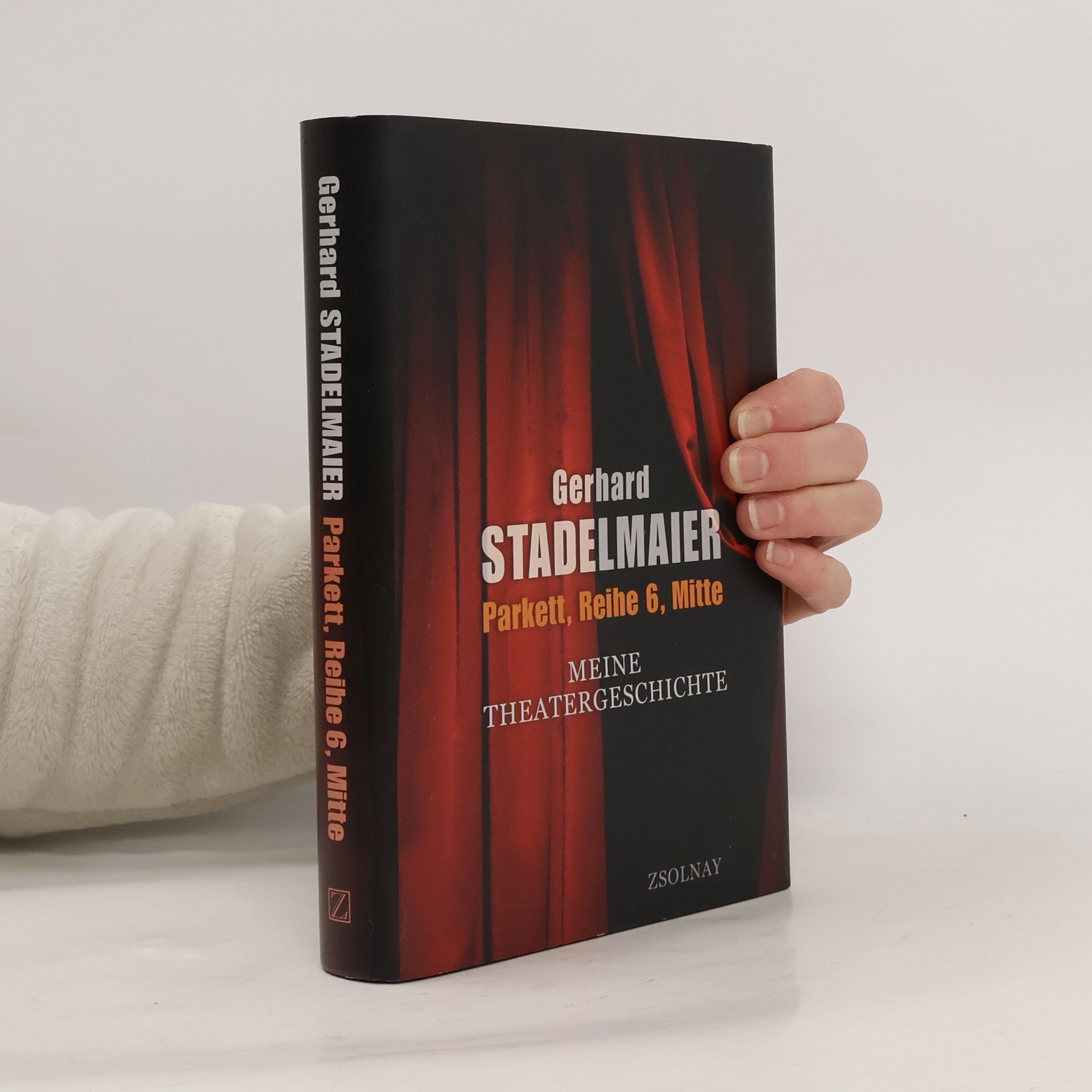 Gerhard Stadelmaier Parkett, Reihe 6, Mitte