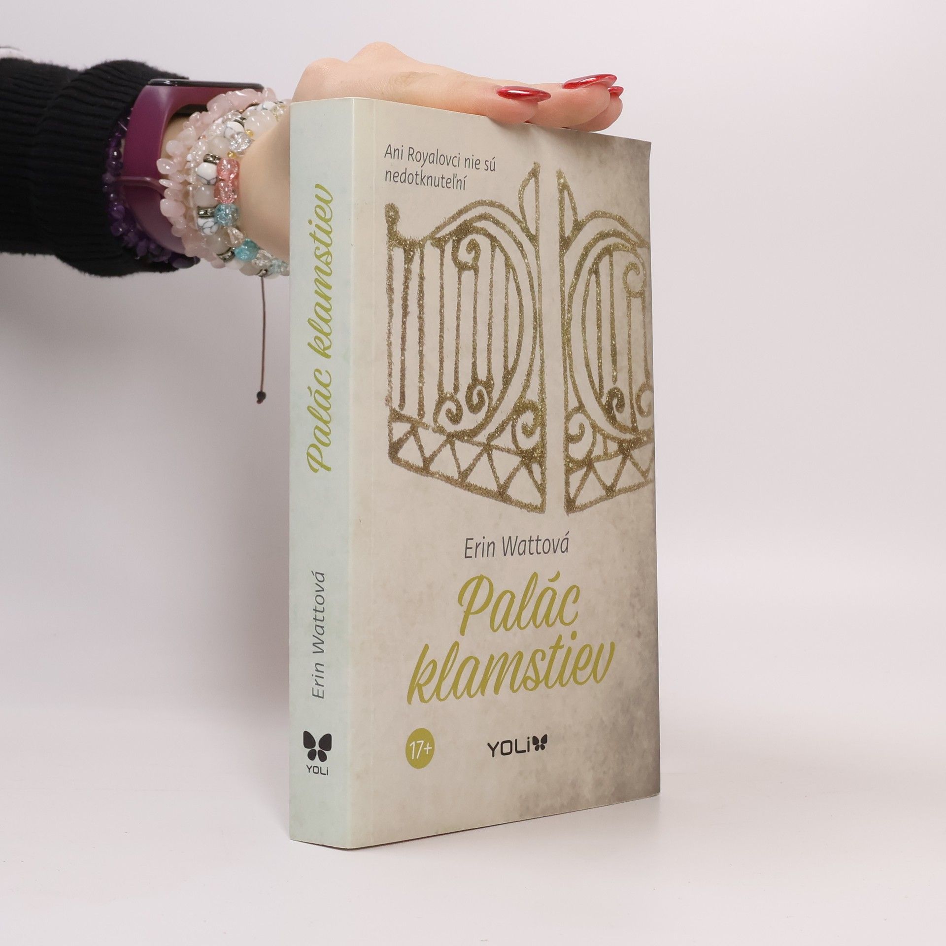 Elle Kennedy Palác klamstiev