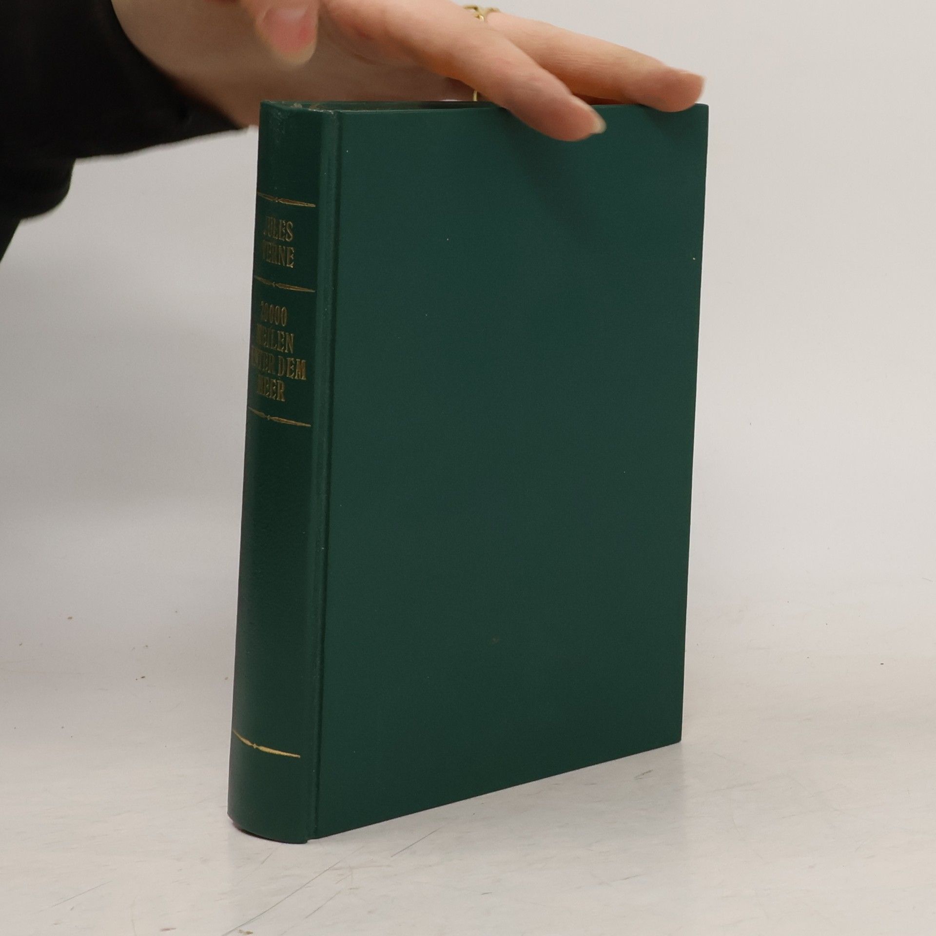 Jules Verne 20 000 Meilen unter dem Meer. Reise um die Erde in 80 Tagen