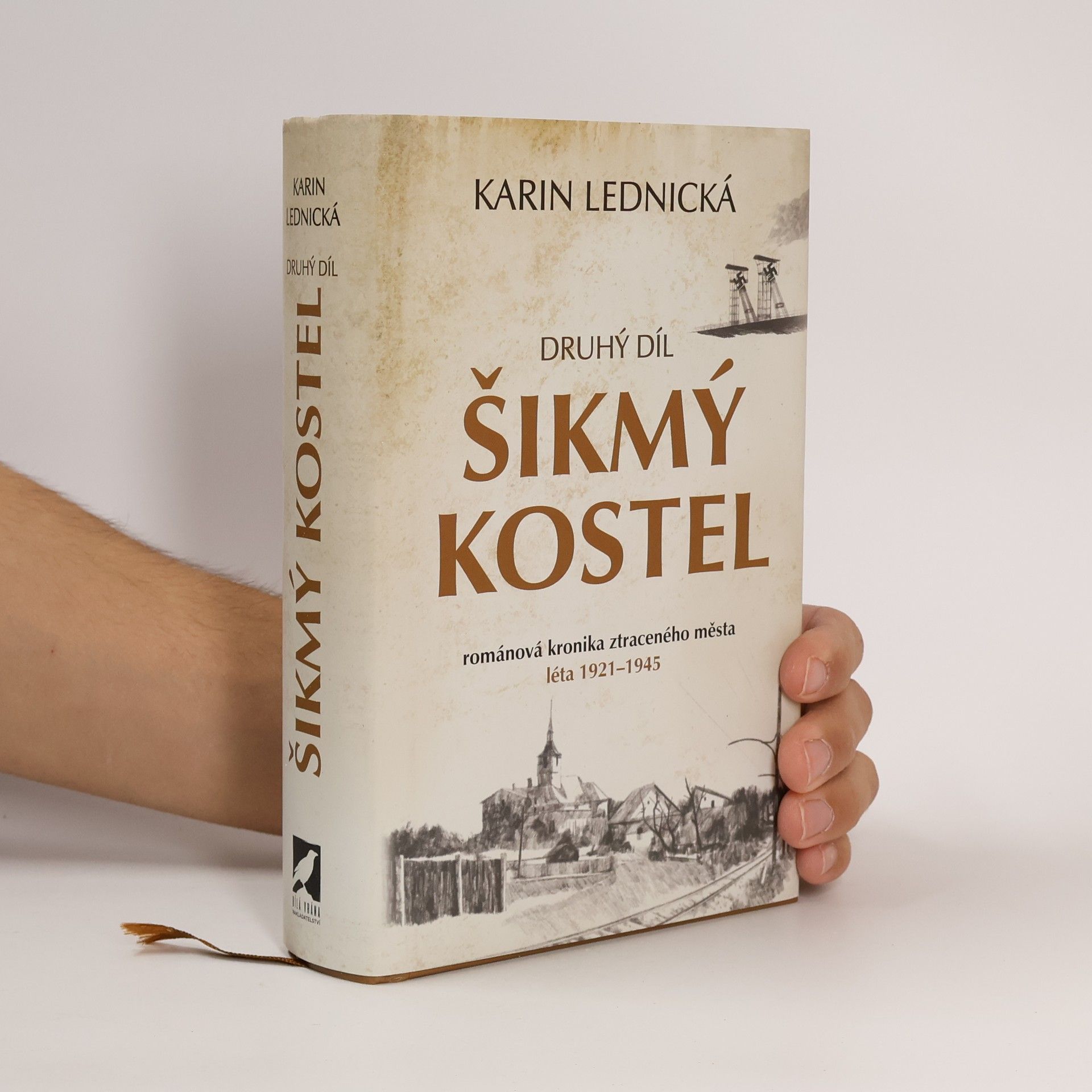 Karin Lednická Šikmý kostel 2