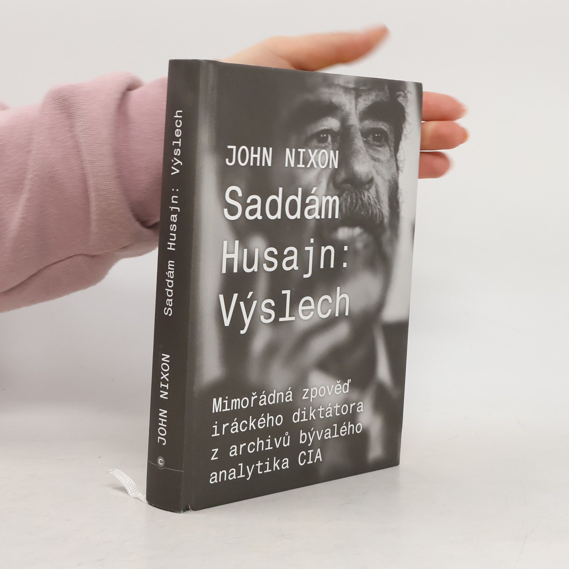 John Nixon Saddám Husajn. Výslech