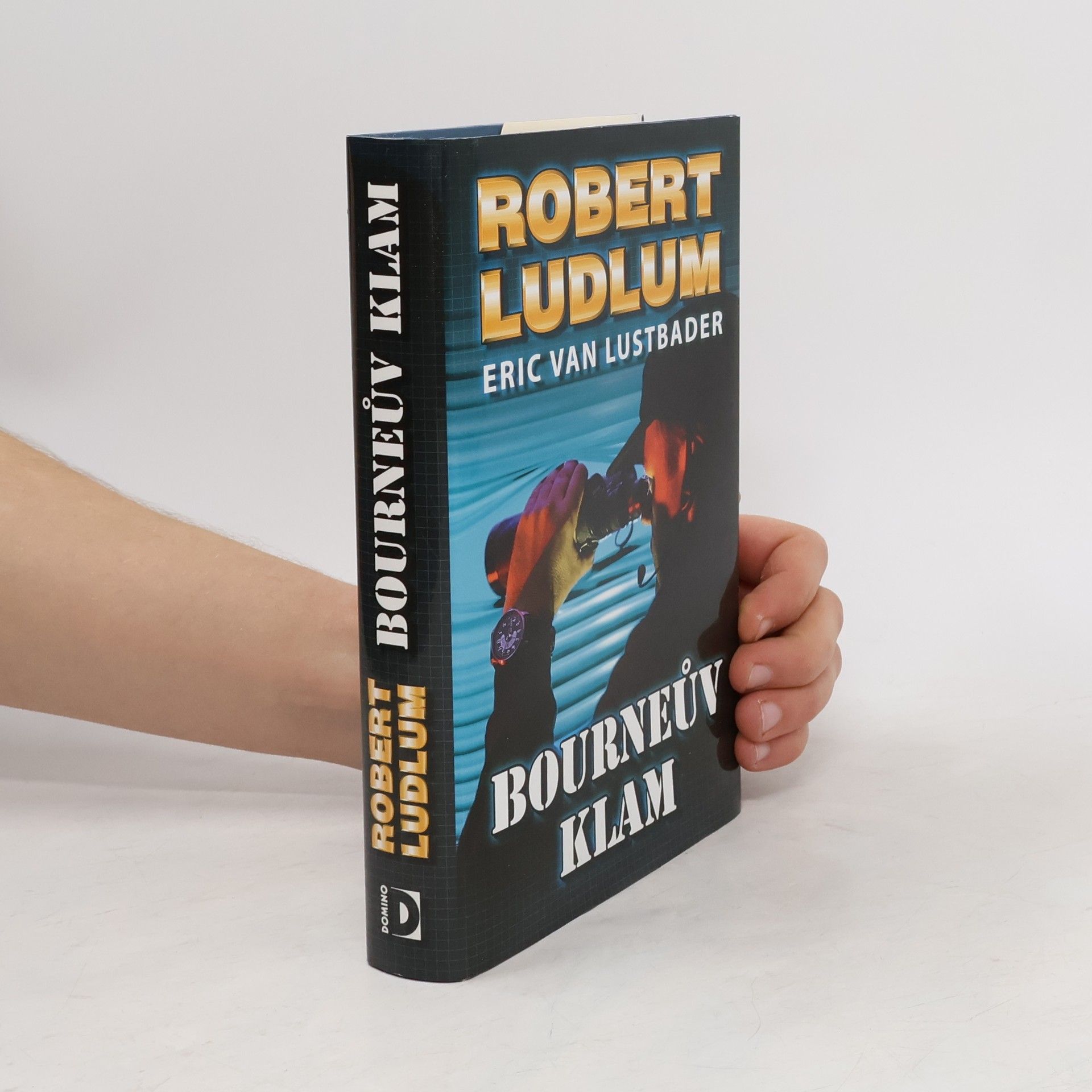 Robert Ludlum Bourneův klam