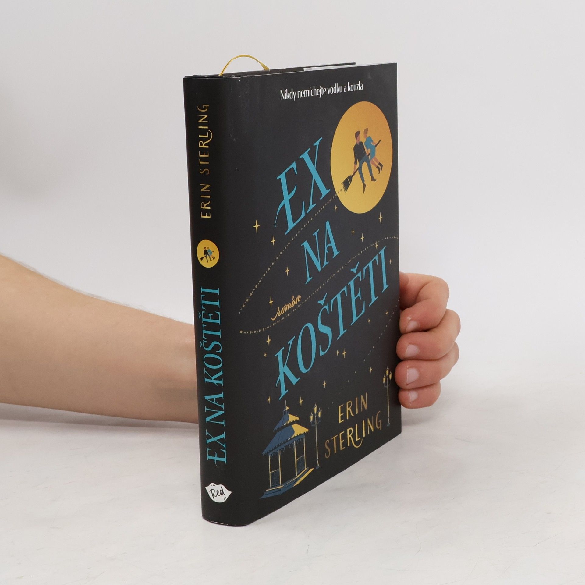 Rachel Hawkins Ex na koštěti