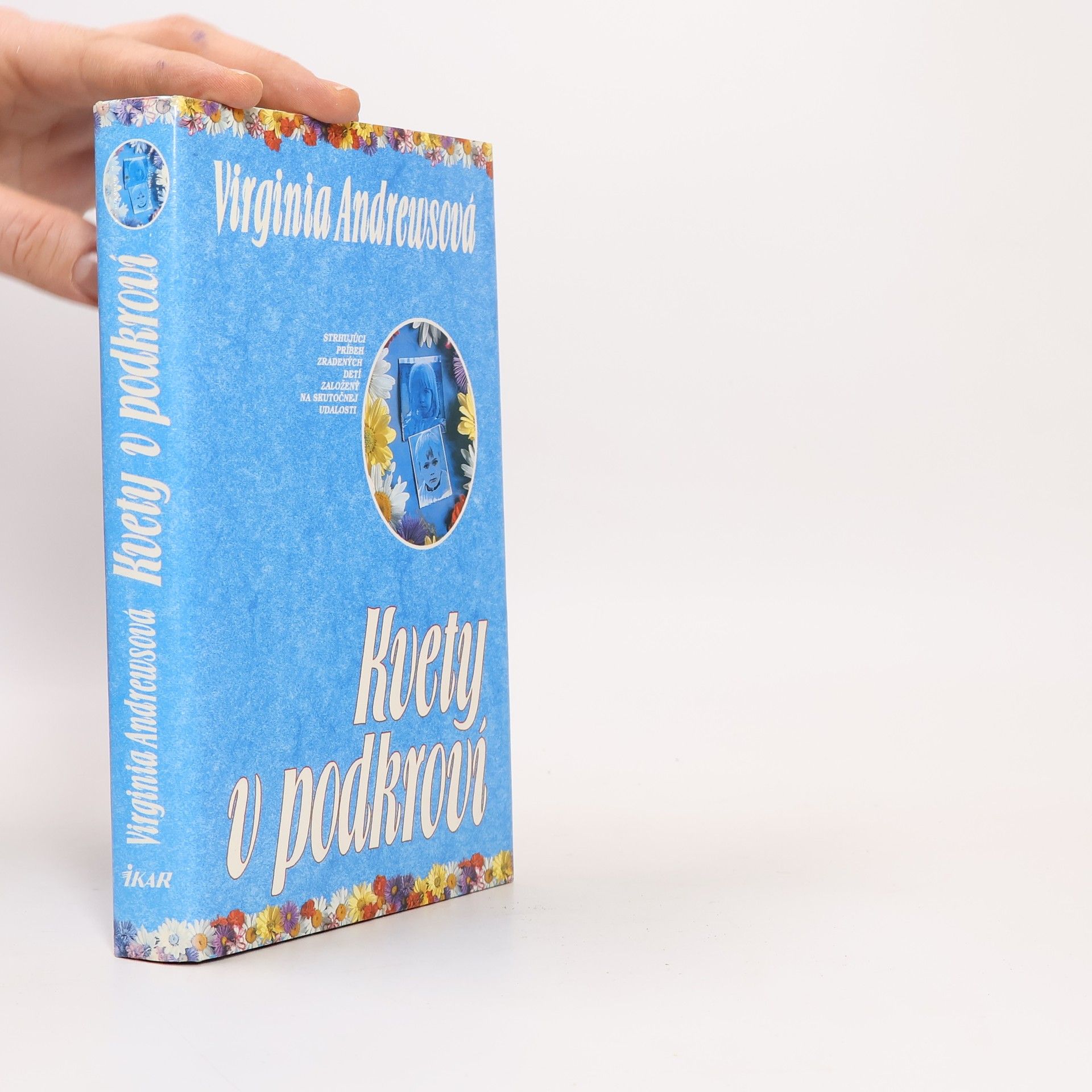 Virginia C. Andrewsová Kvety v podkroví