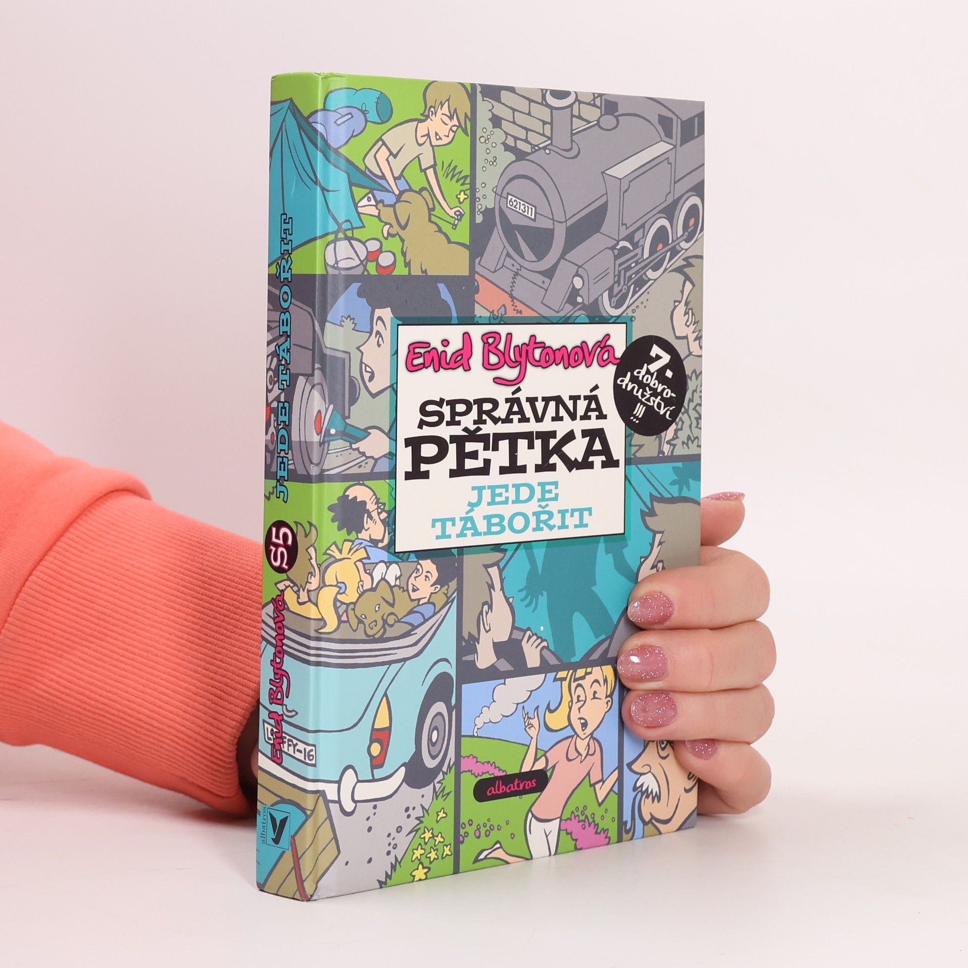 Správná pětka jede tábořit