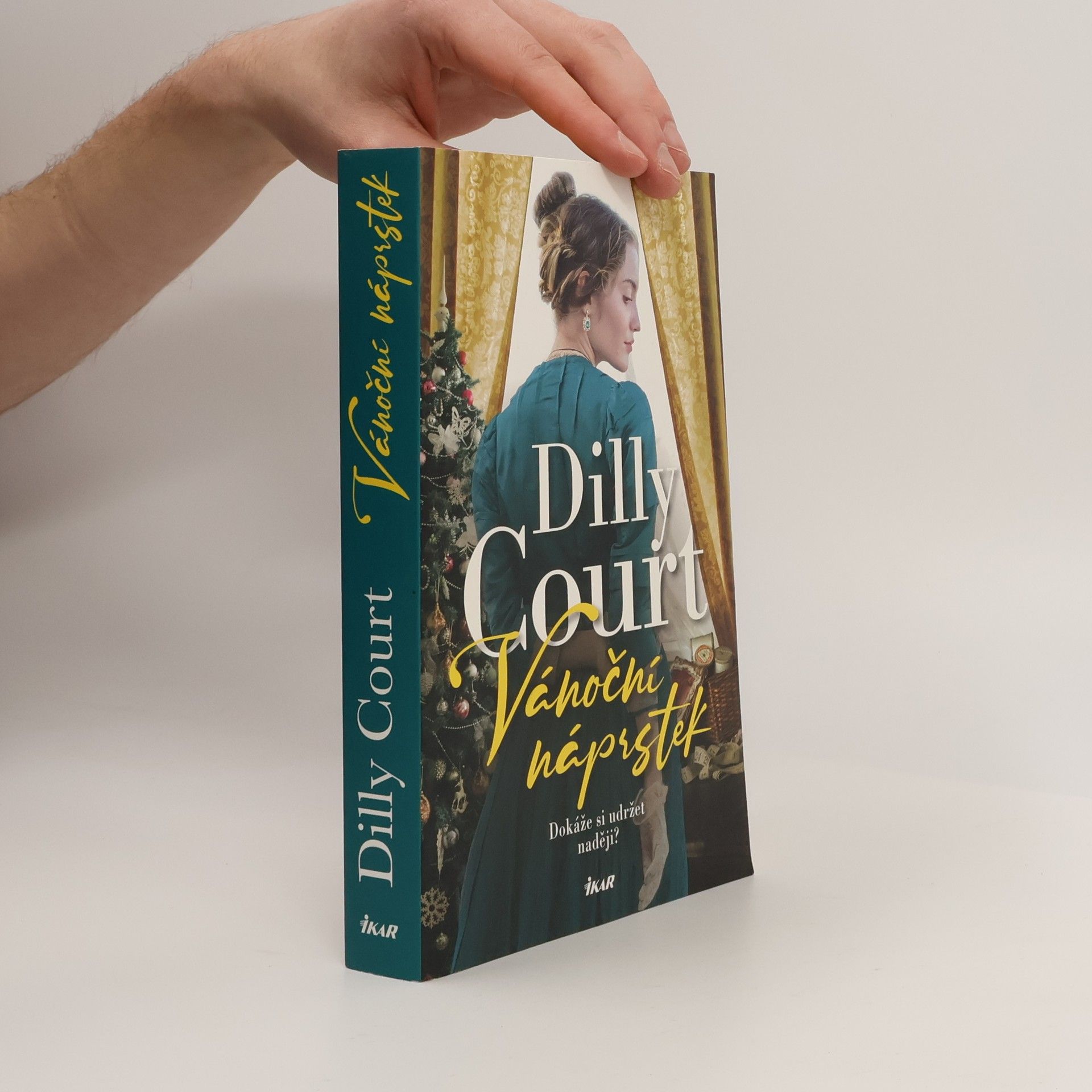 Dilly Court Vánoční náprstek