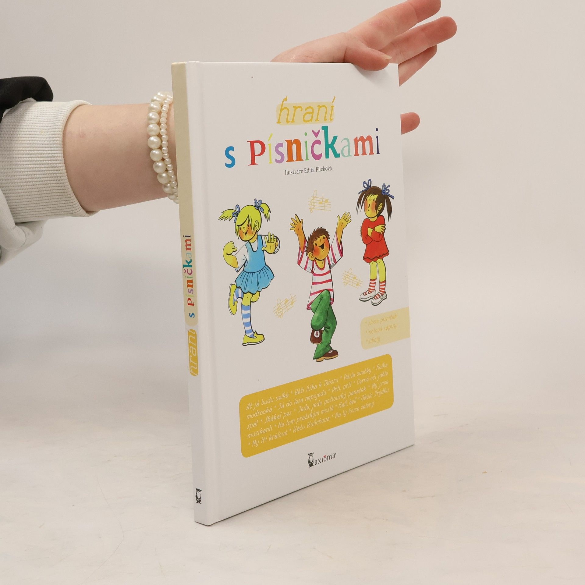 Plicková Edita Hraní s písničkami