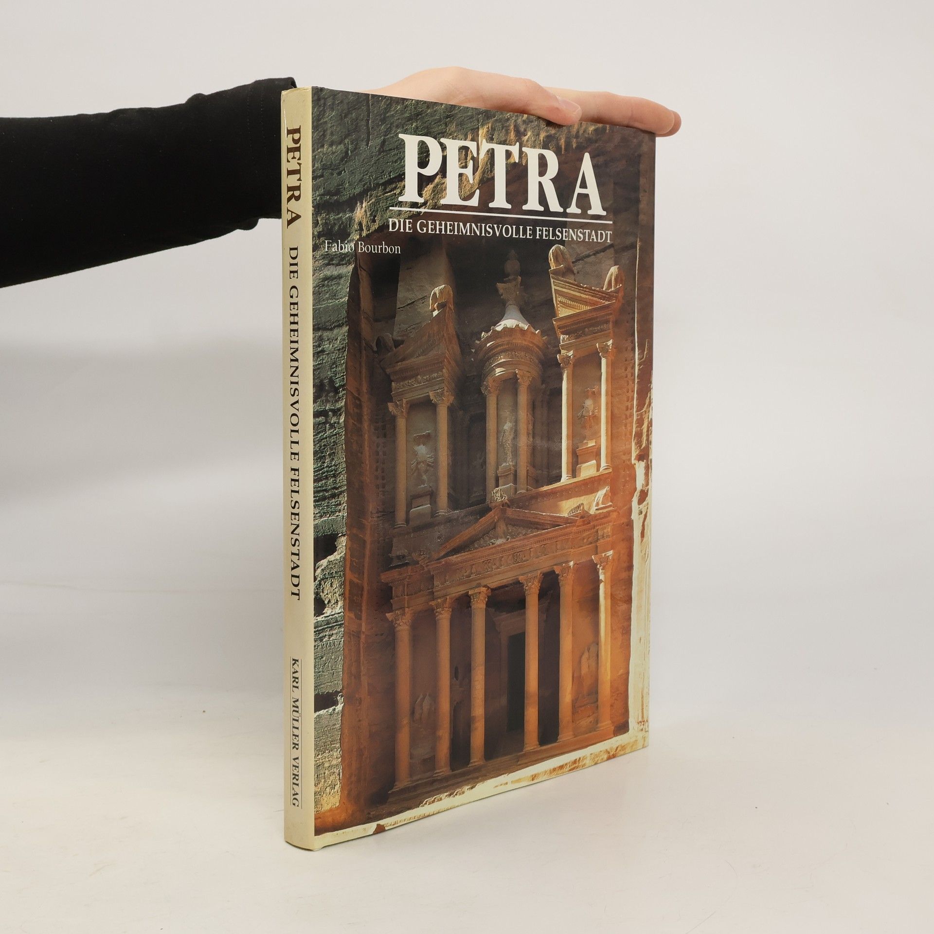 Petra: Die geheimnisvolle Felsenstadt.