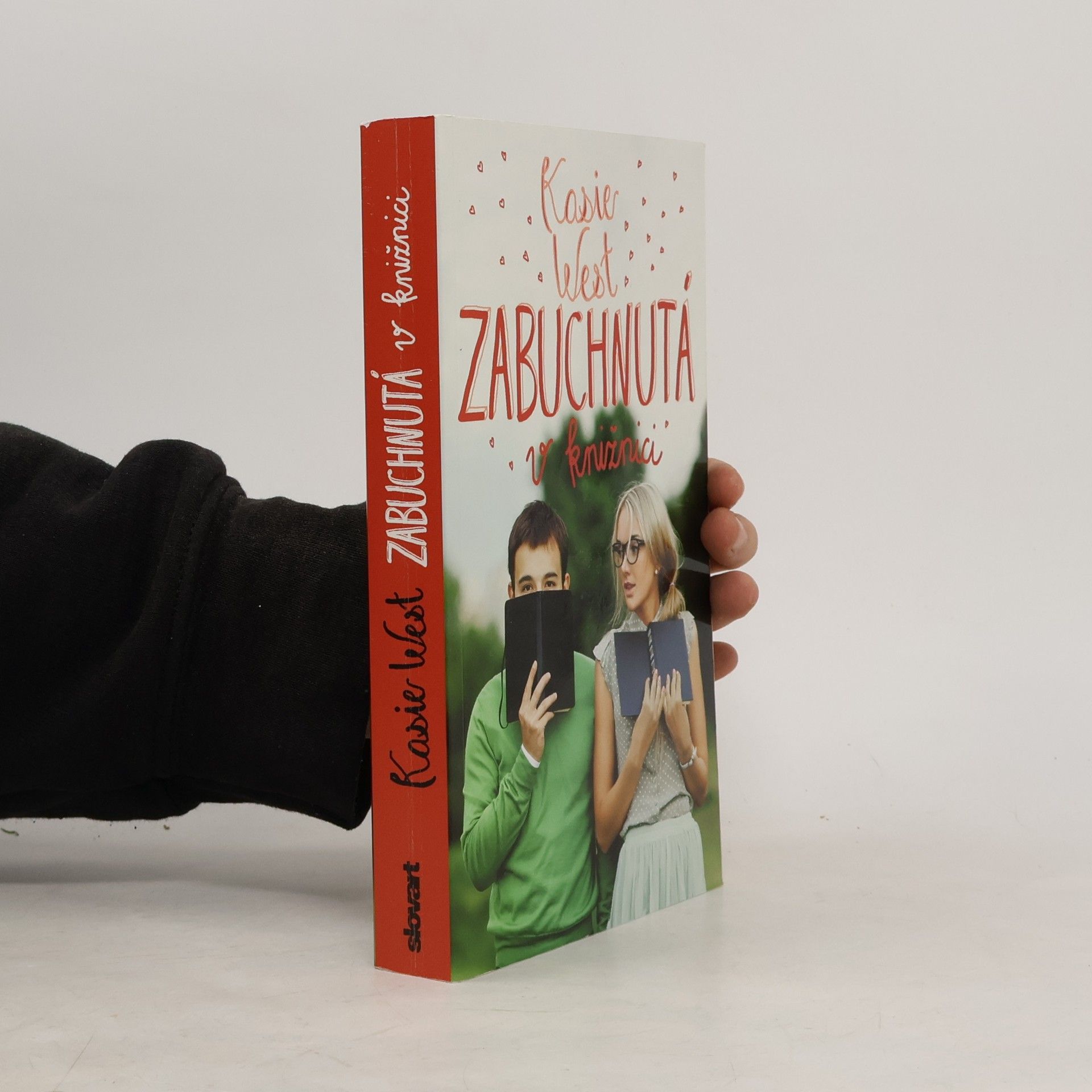 Kasie West Zabuchnutá v knižnici