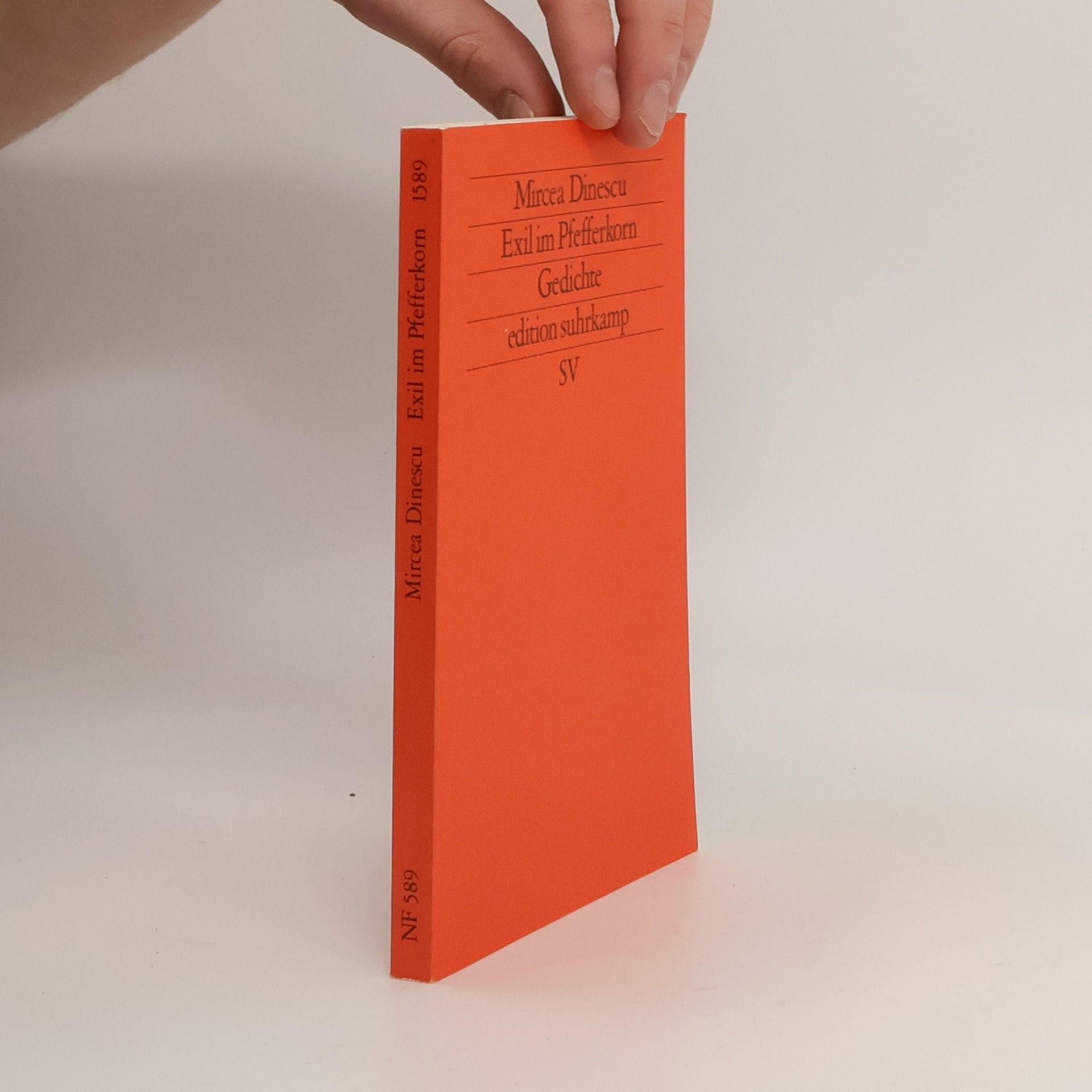 Exil im Pfefferkorn. Gedichte