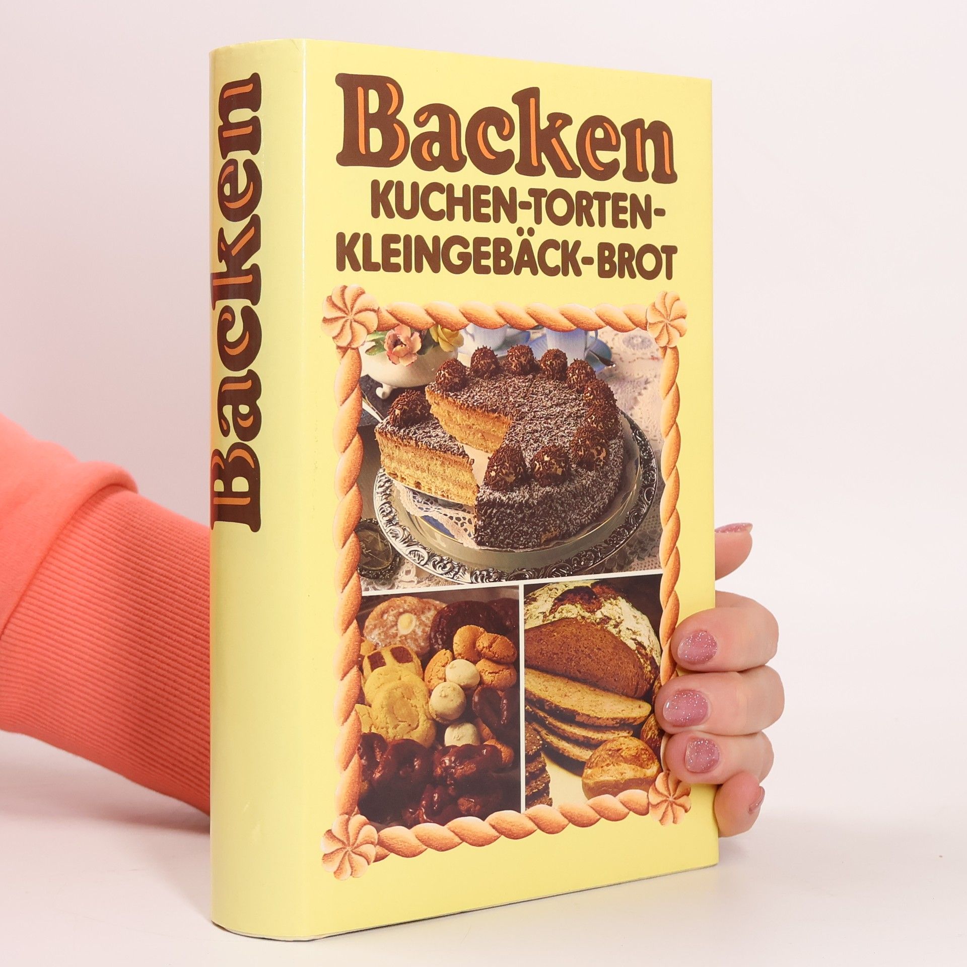 Collectif d'auteurs Backen Kuchen-Torten-Kleingebäck-Brot