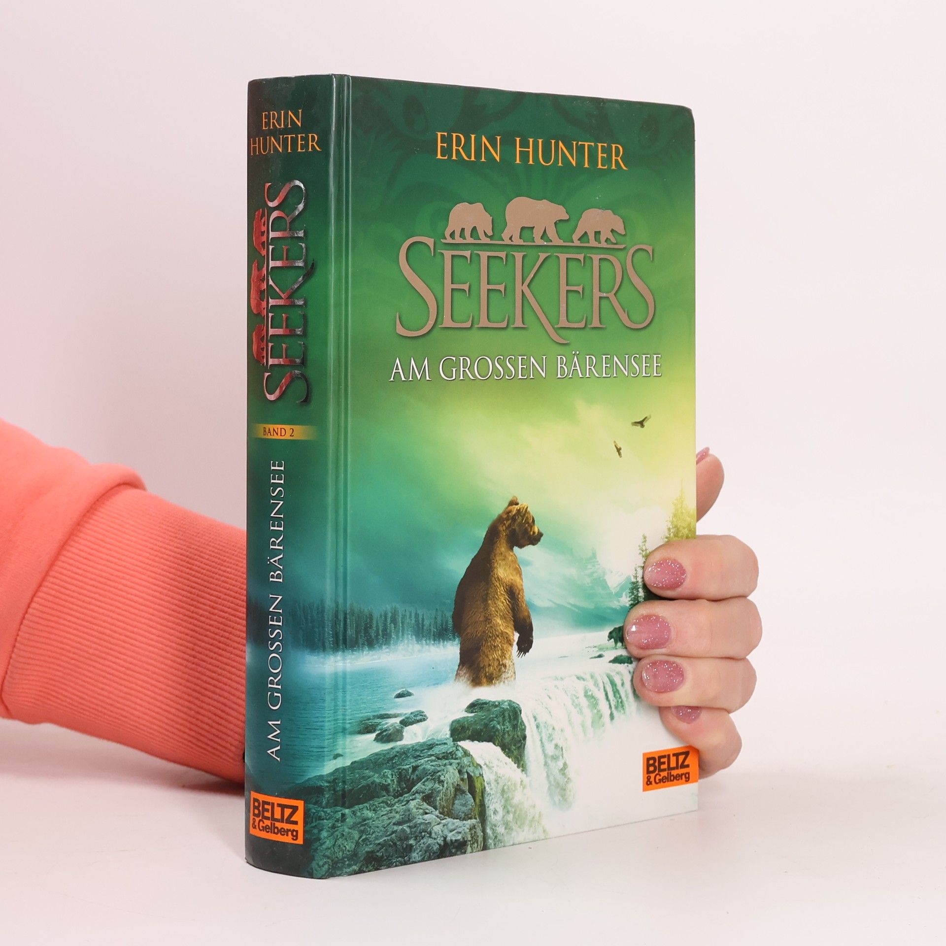 Erin Hunter Seekers