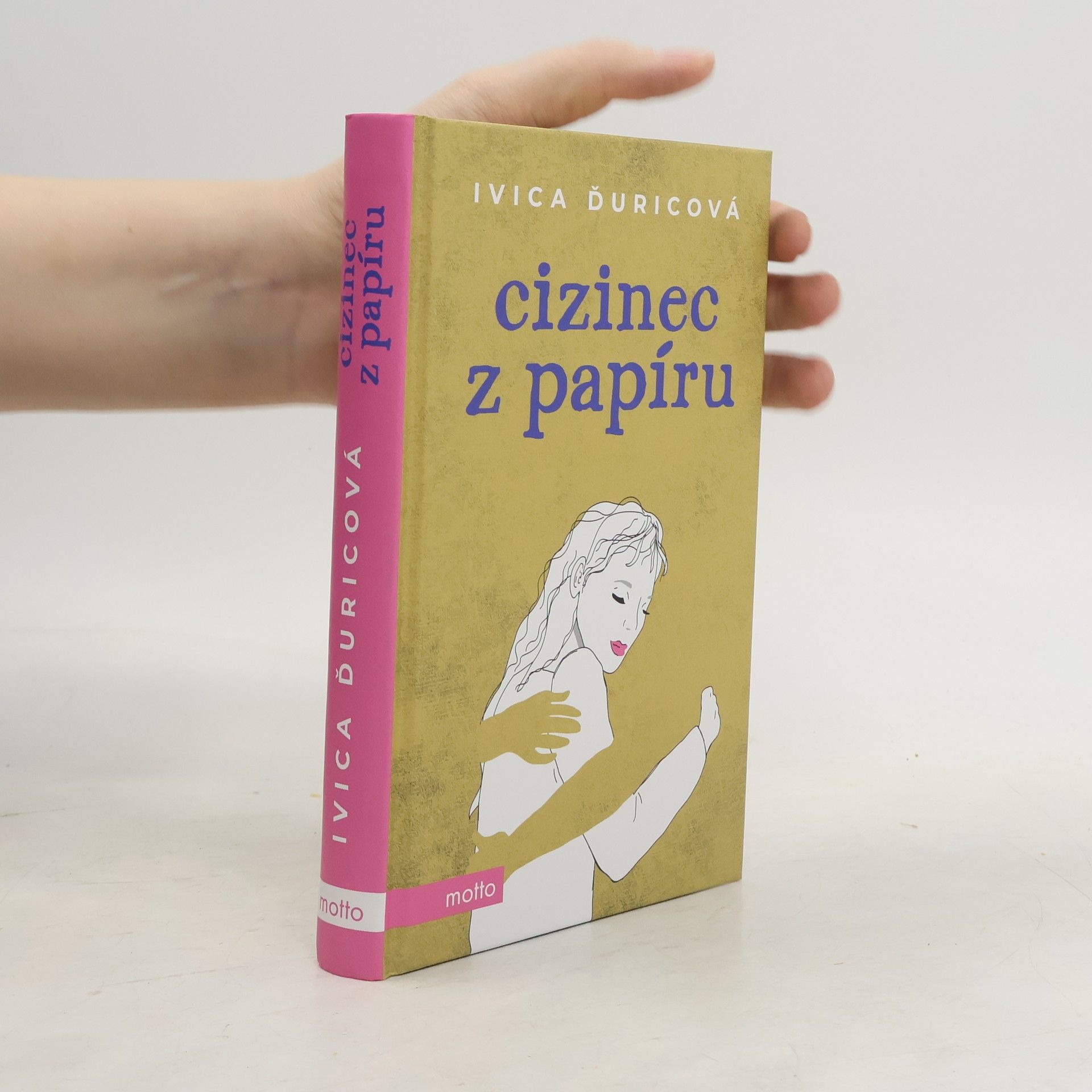 Ivica Ďuricová Cizinec z papíru