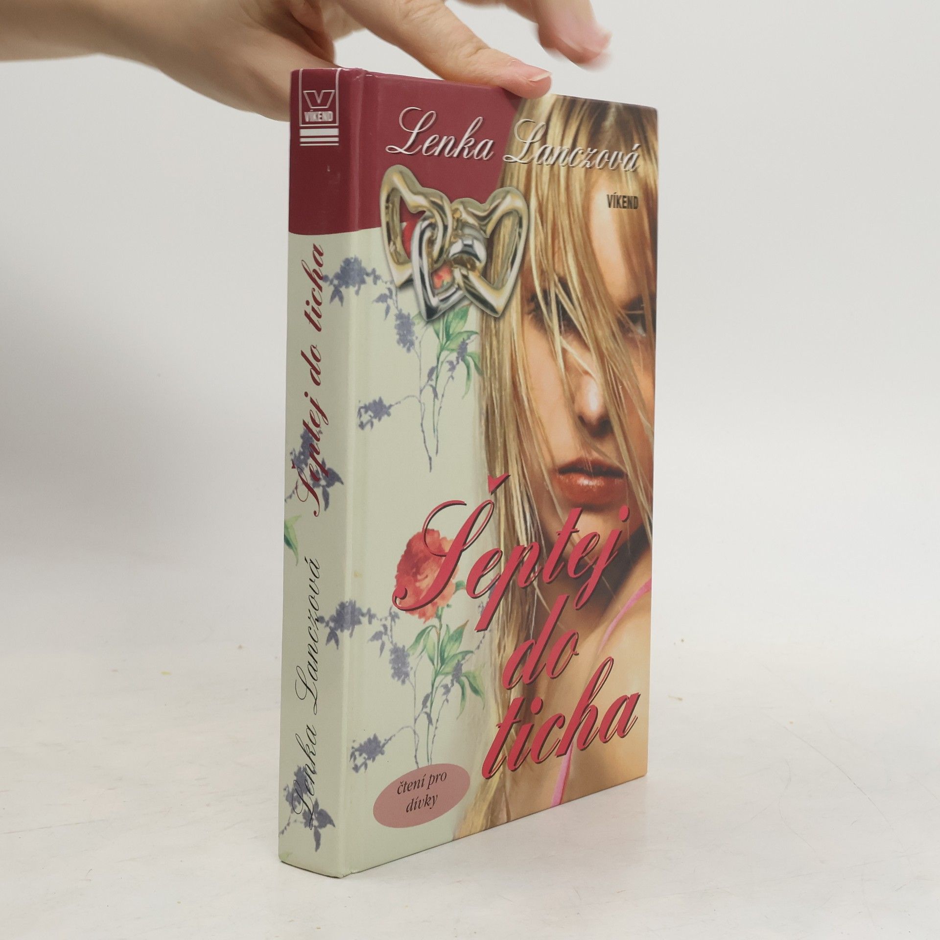 Lenka Lanczová Šeptej do ticha