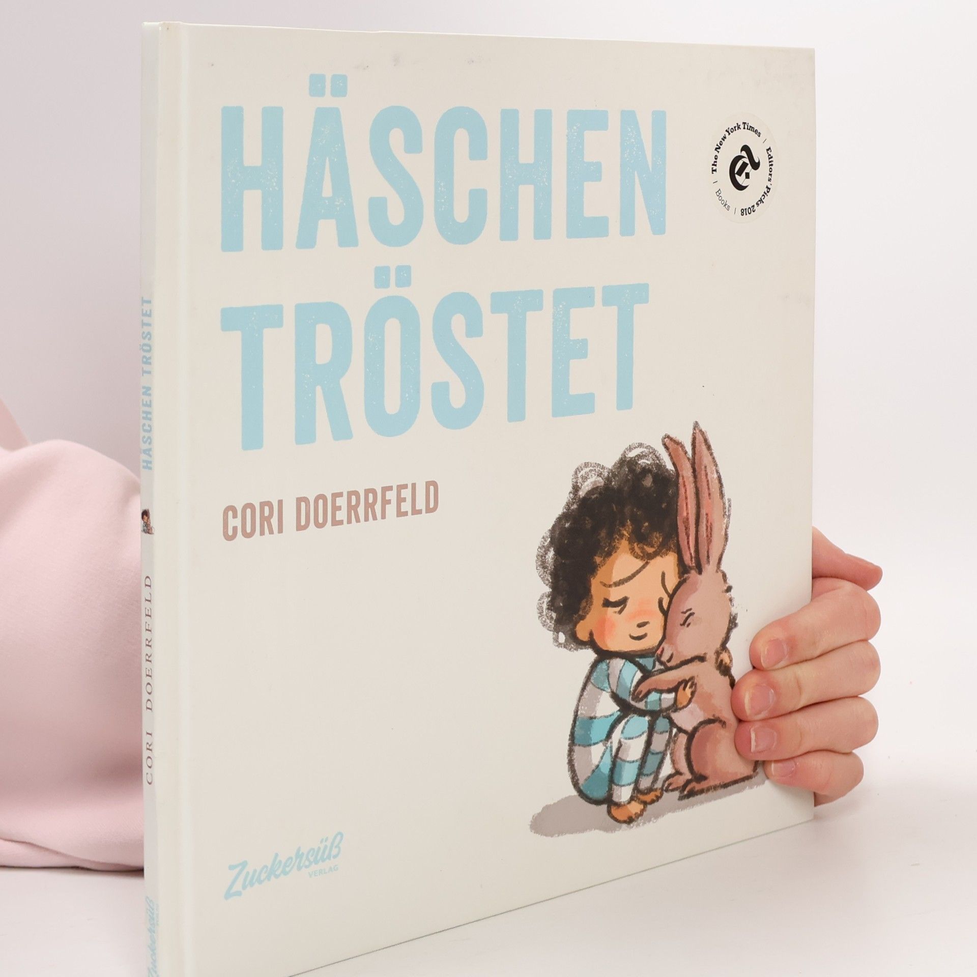 Cori Doerrfeld Häschen tröstet
