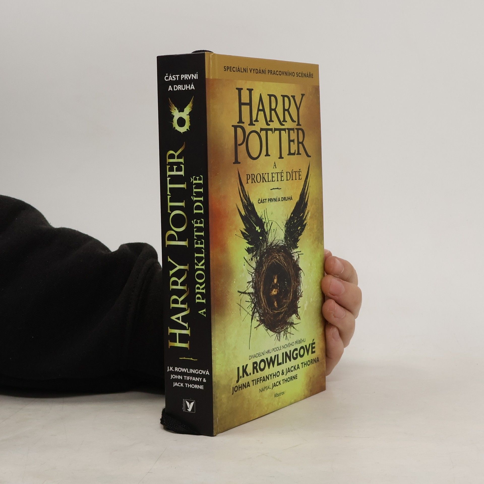 Jack Thorne Harry Potter a prokleté dítě