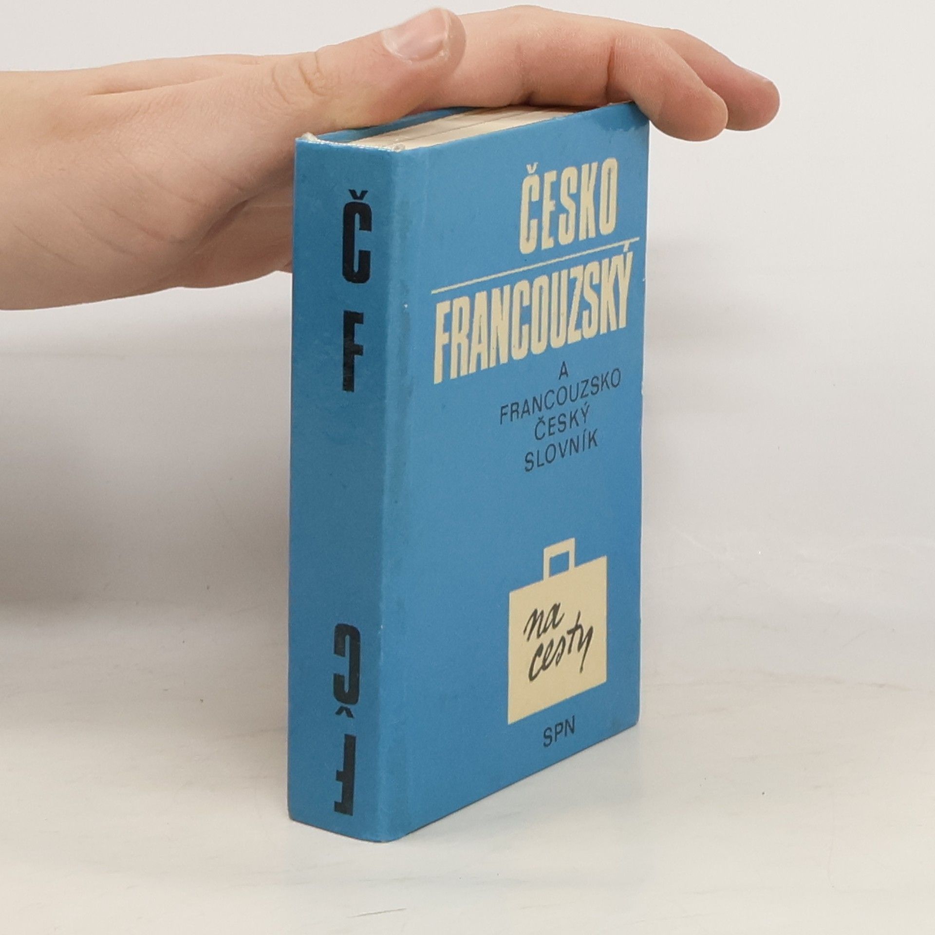 Věra Čapková Česko-francouzský a francouzsko-český slovník na cesty