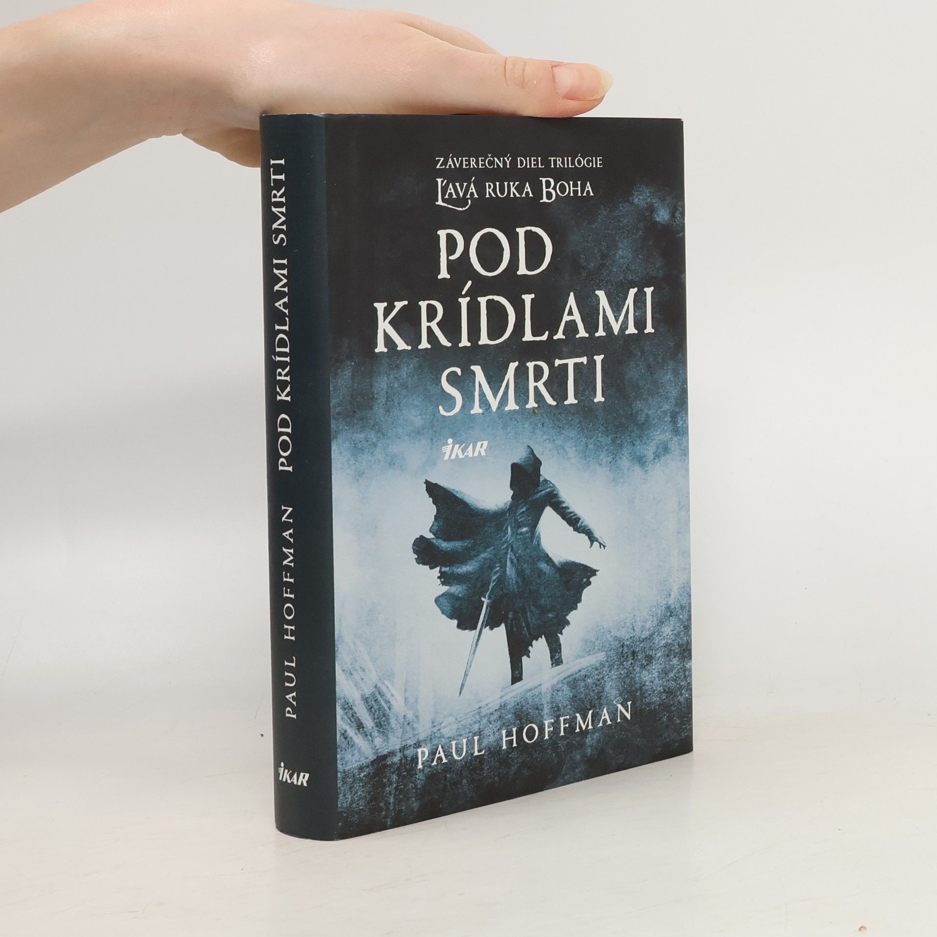 Paul Hoffman Pod krídlami smrti