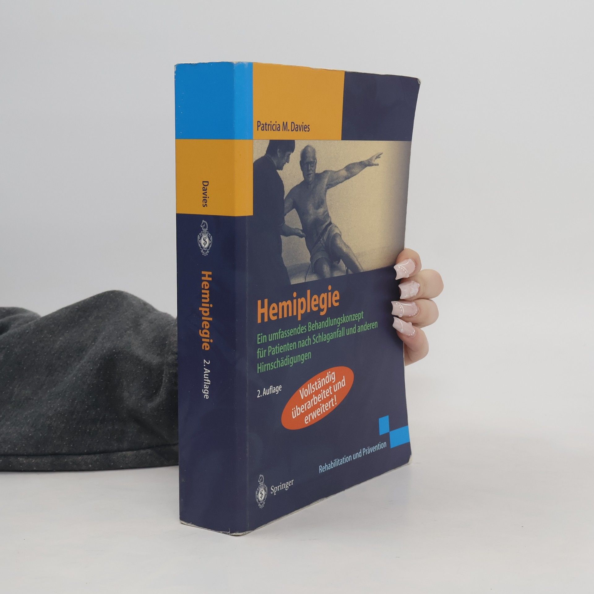 Patricia M. Davies Hemiplegie