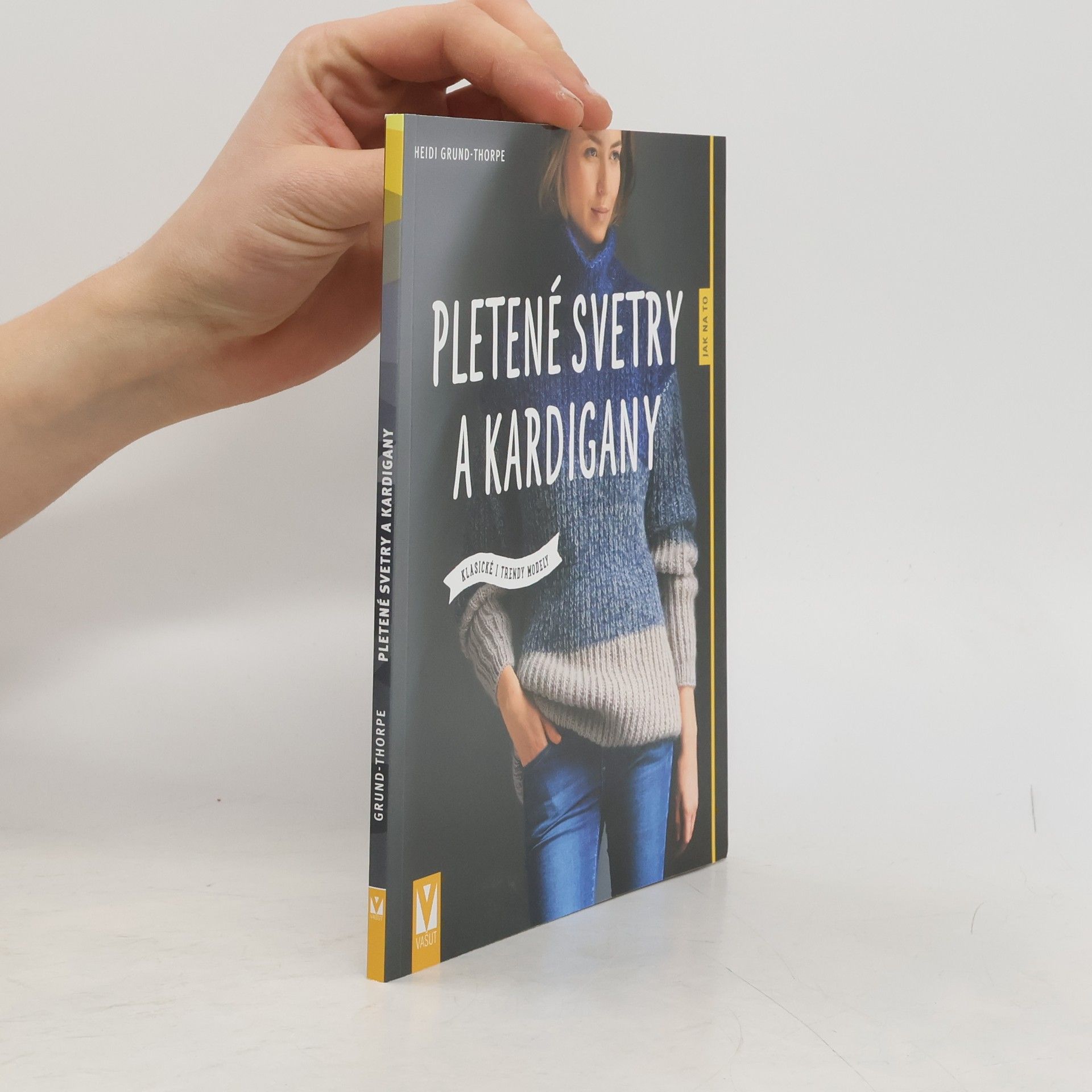 Heidi Grund Thorpe Pletené svetry a kardigany - Klasické i trendy modely