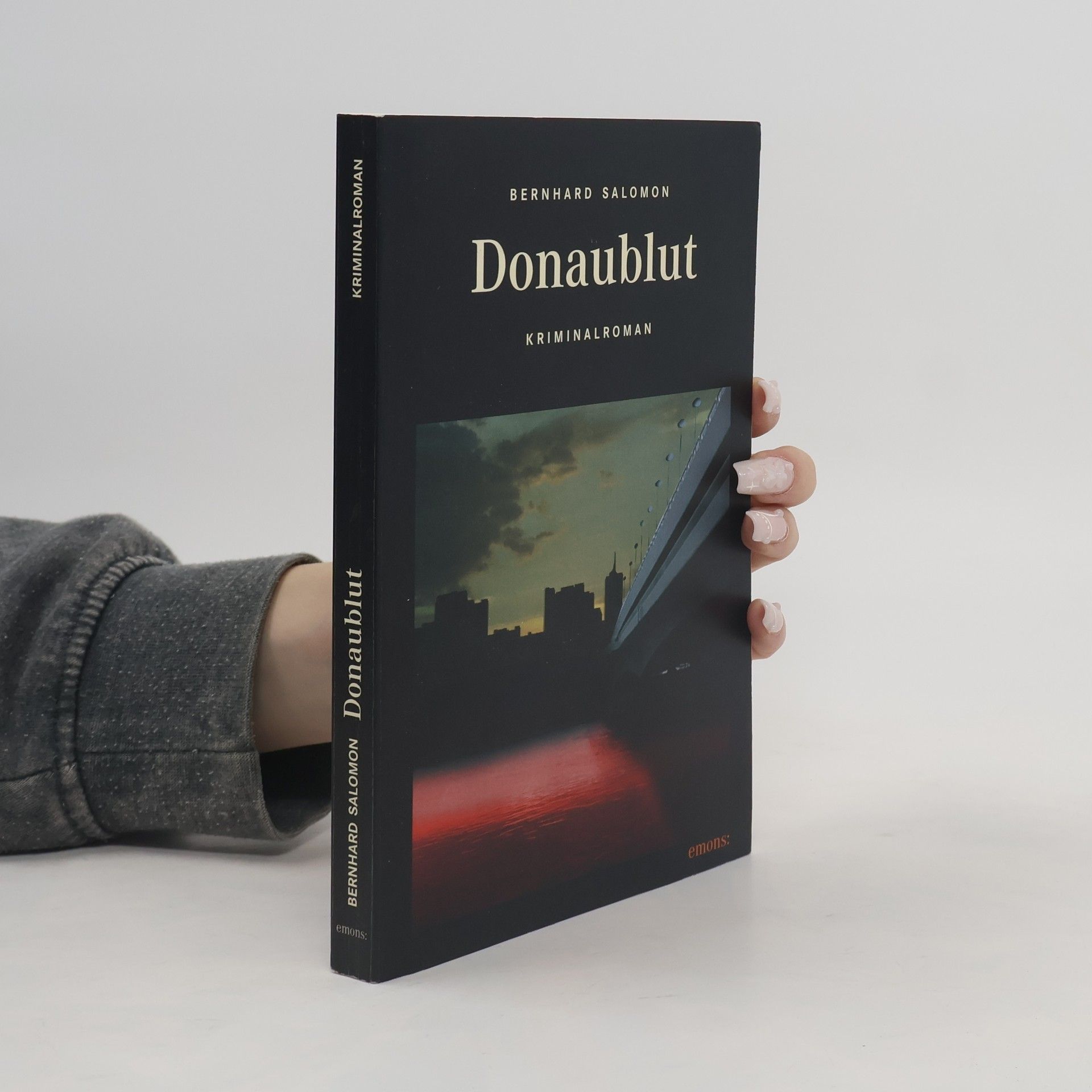 Donaublut. Kriminalroman