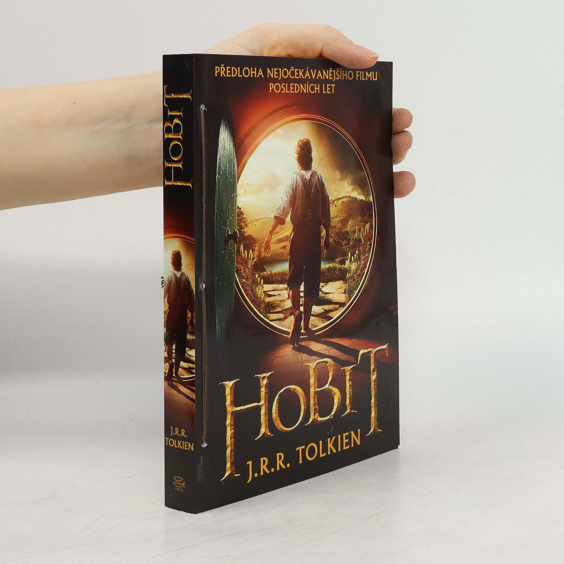 John Ronald Reuel Tolkien Hobit, aneb, Cesta tam a zase zpátky