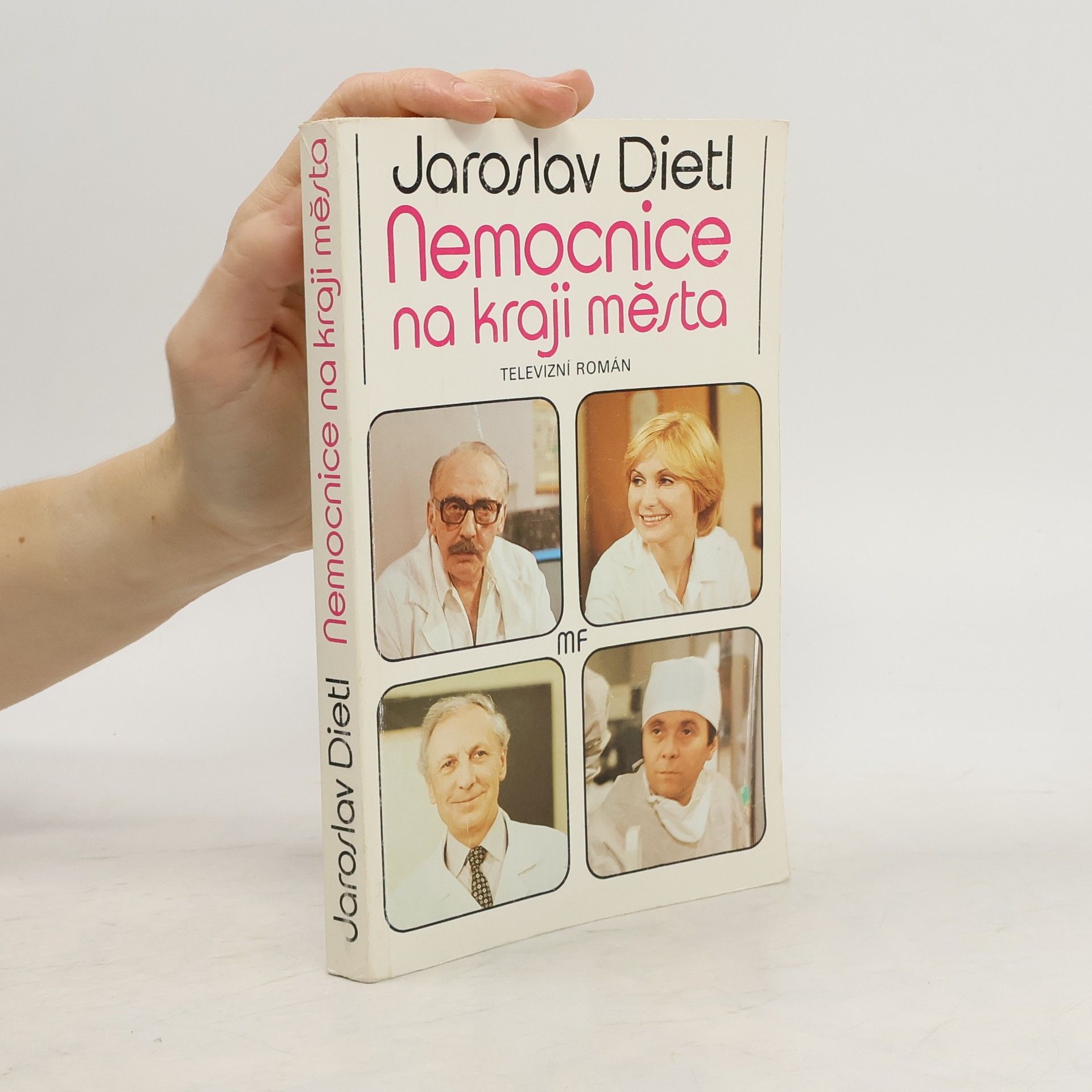 Nemocnice na kraji města