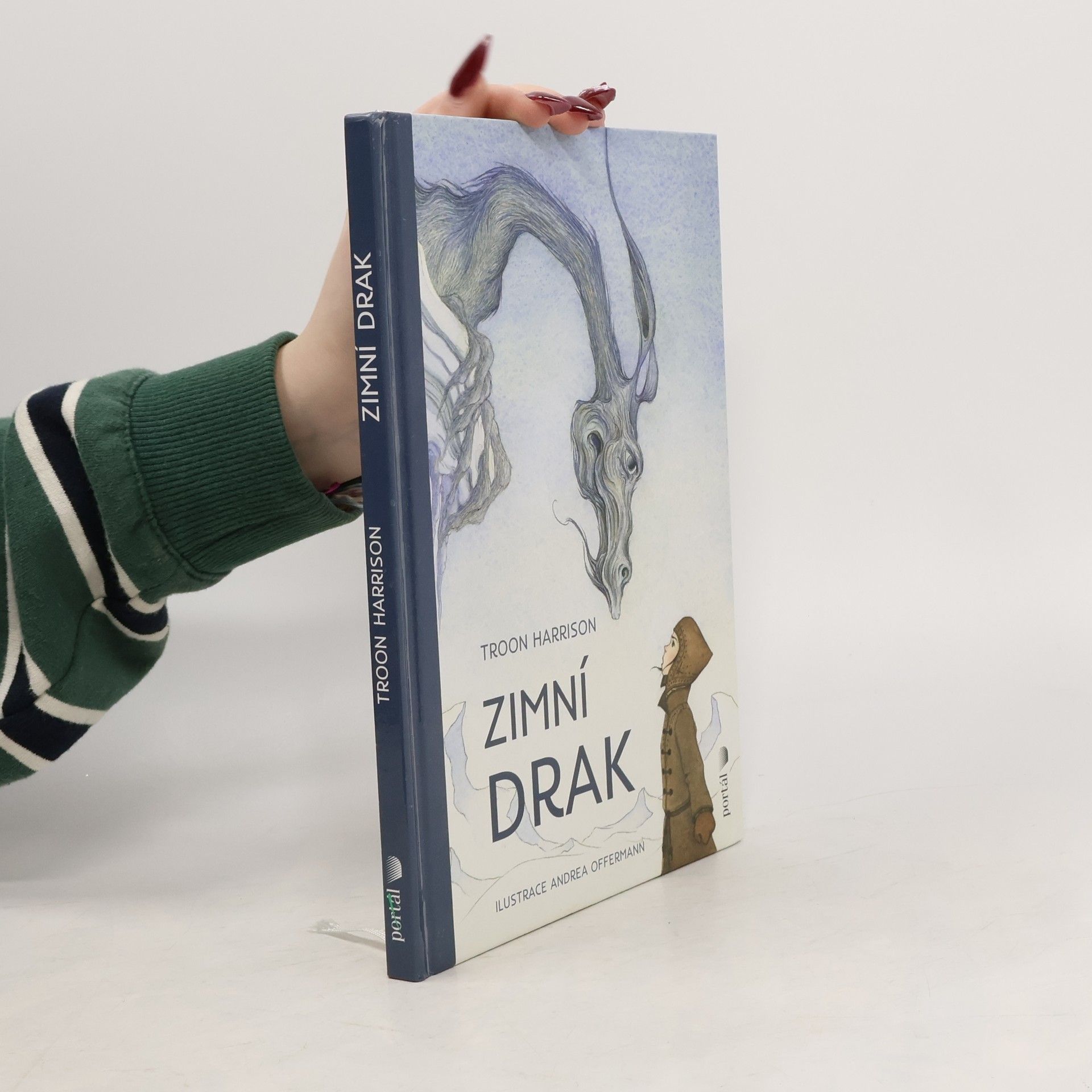 Viola Somogyi Zimní drak