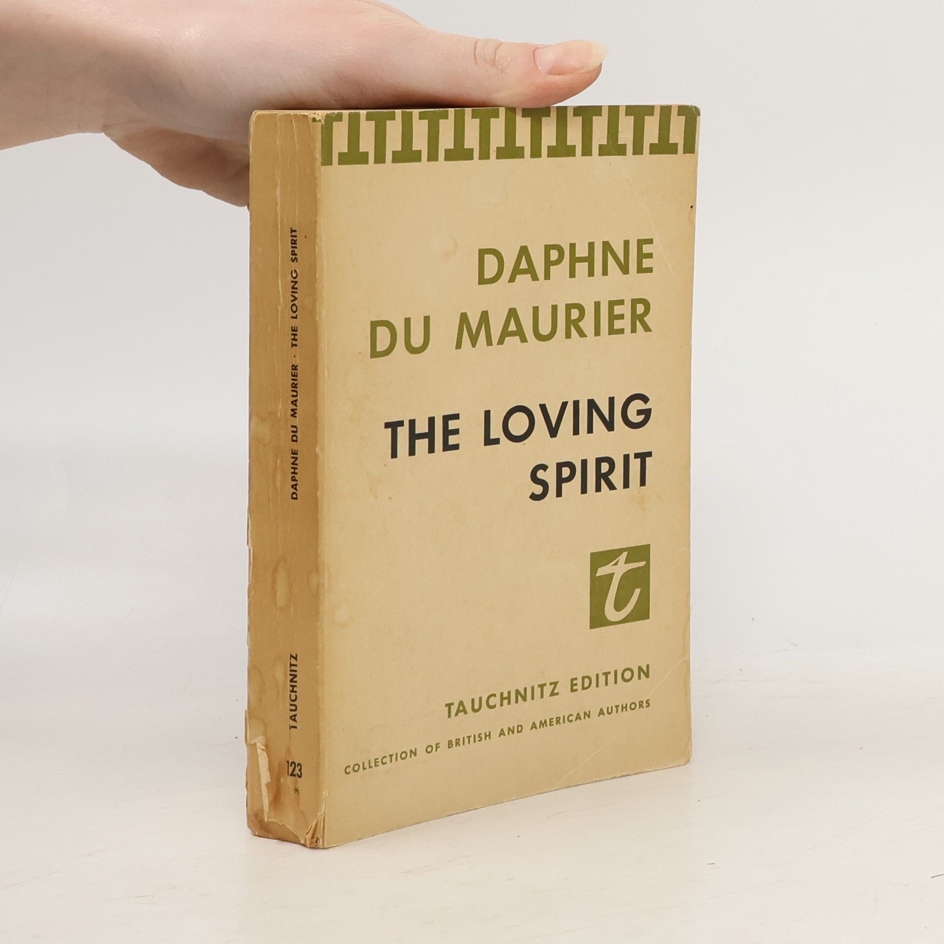 Daphne Du Maurier The Loving Spirit
