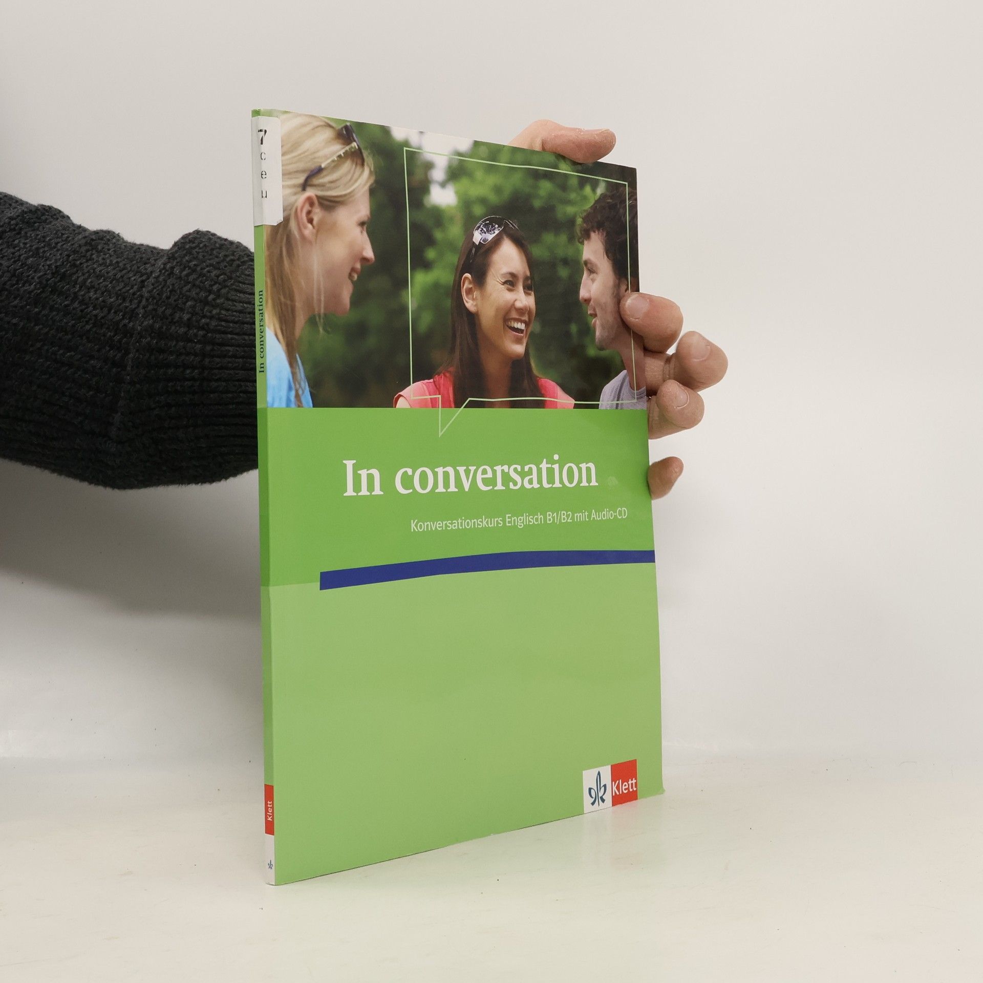 AA.VV. In conversation