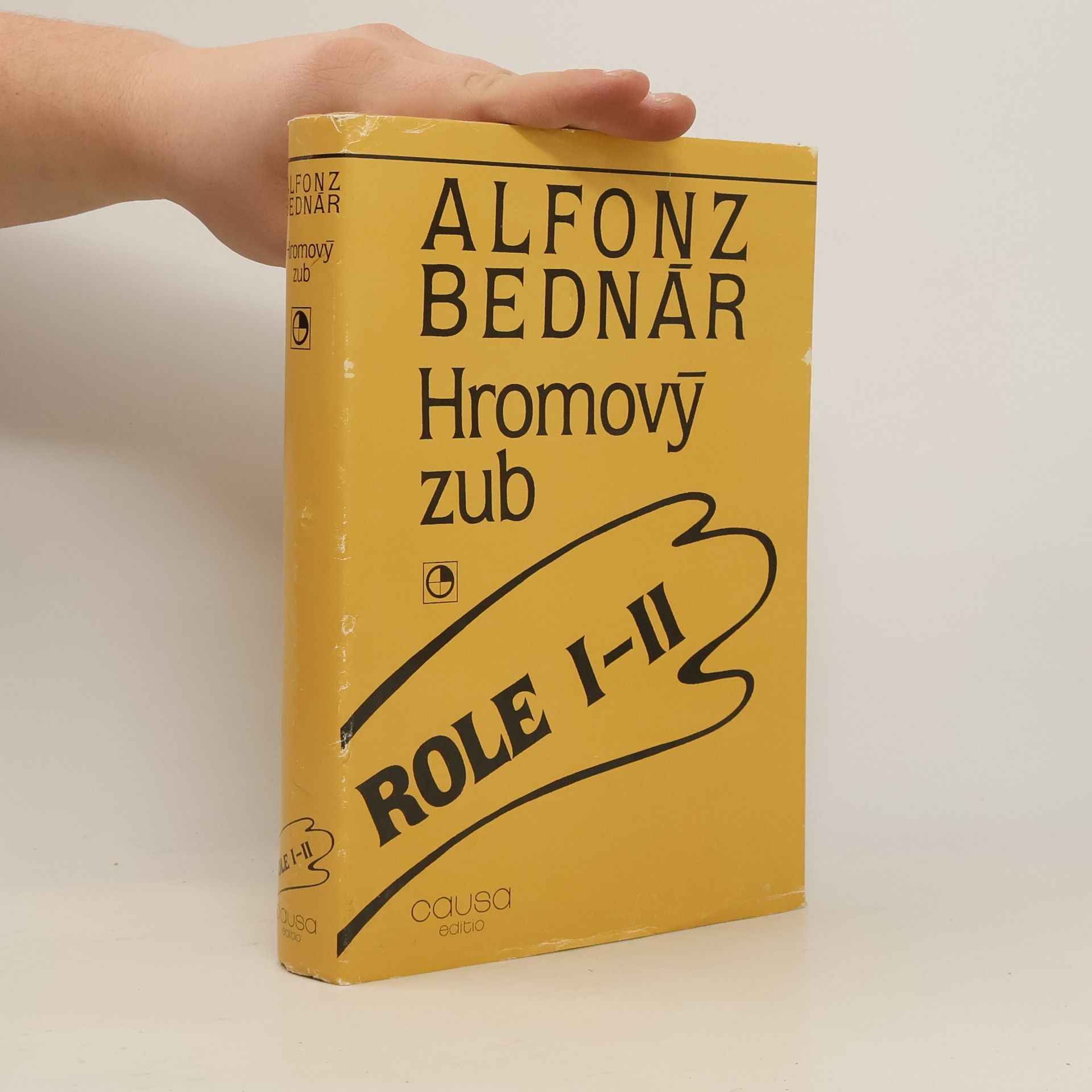 Role I.-II. Hromový zub