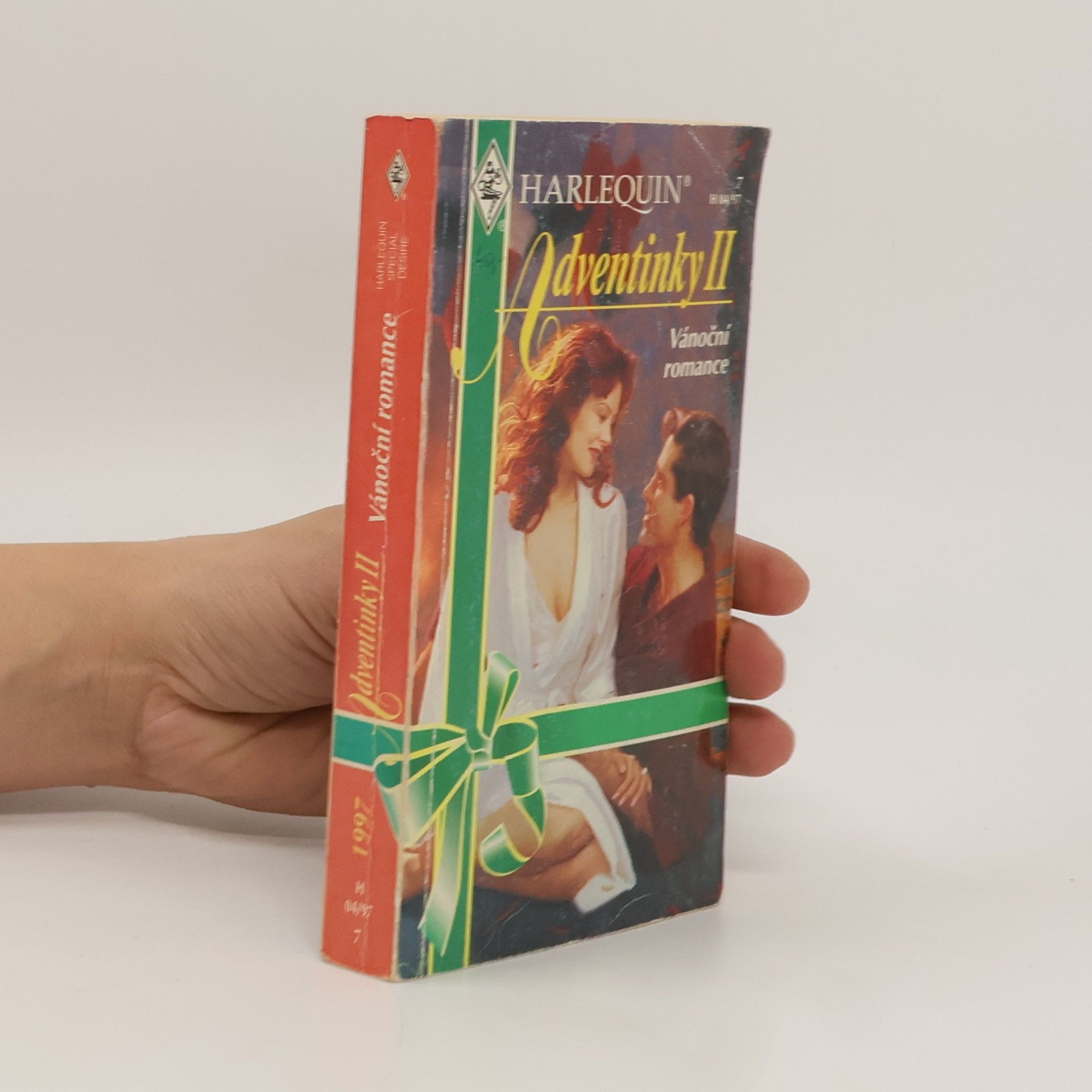 Catherine George Adventinky: Muž, pro kterého stojí za to žít / Vánoční záplava / Polibky pod jmelím / Vánoční šaráda