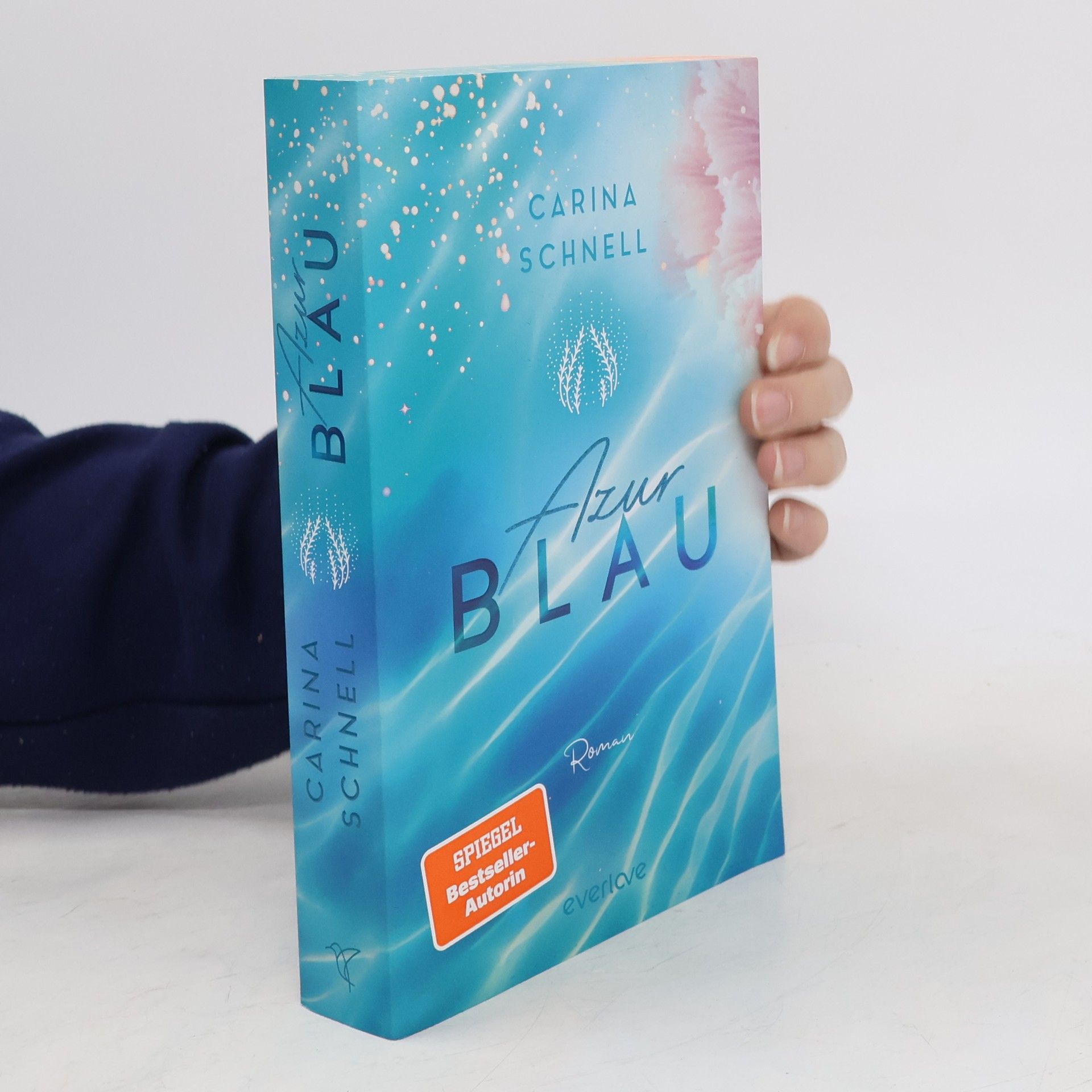 Carina Schnell Azurblau