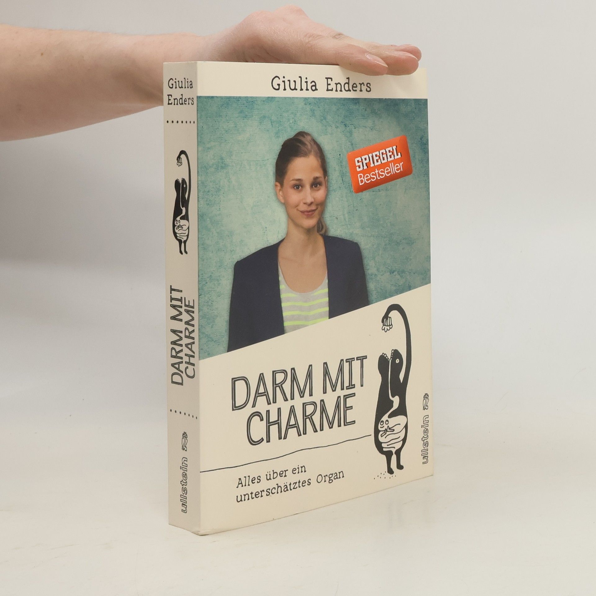 Giulia Ender Darm mit Charme