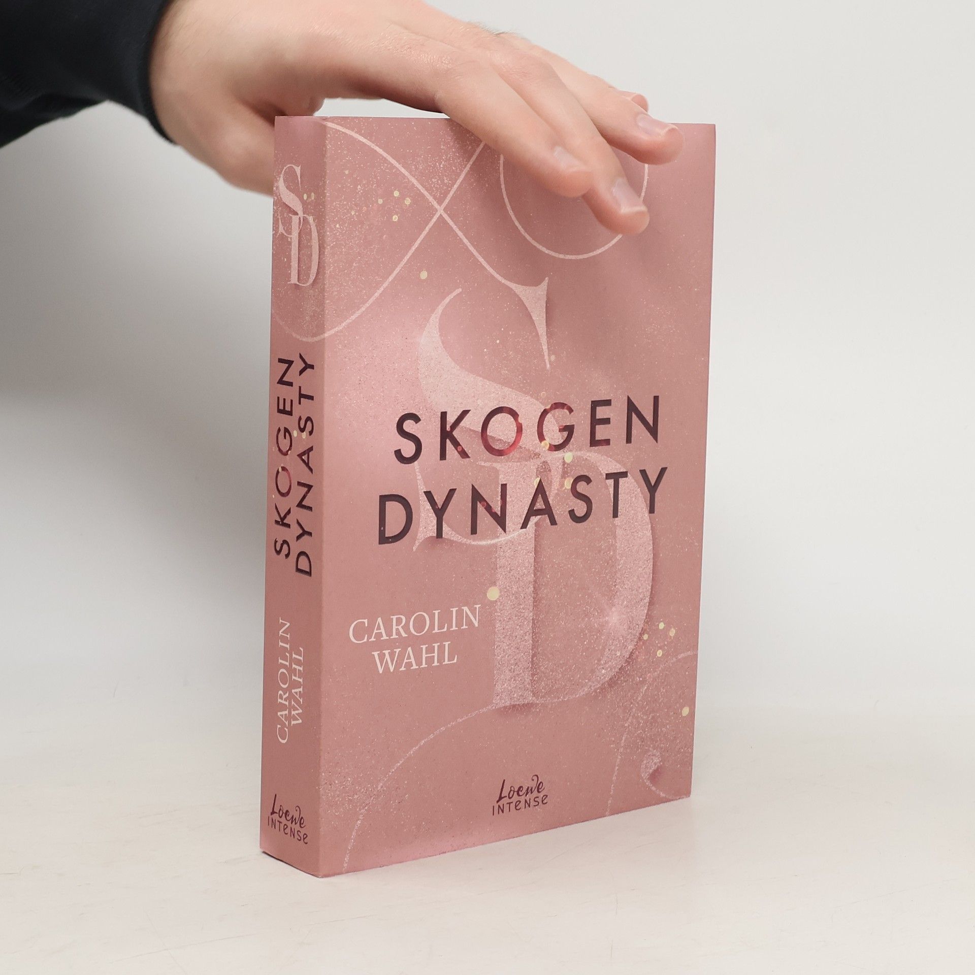 Carolin Wahl Crumbling Hearts 1. Skogen Dynasty