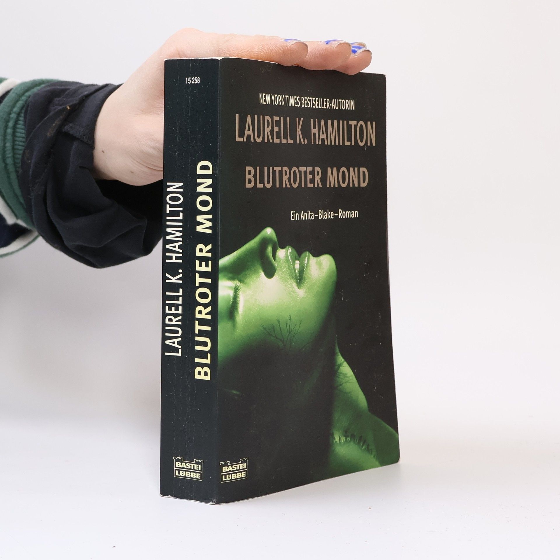 Laurell K. Hamilton Blutroter Mond