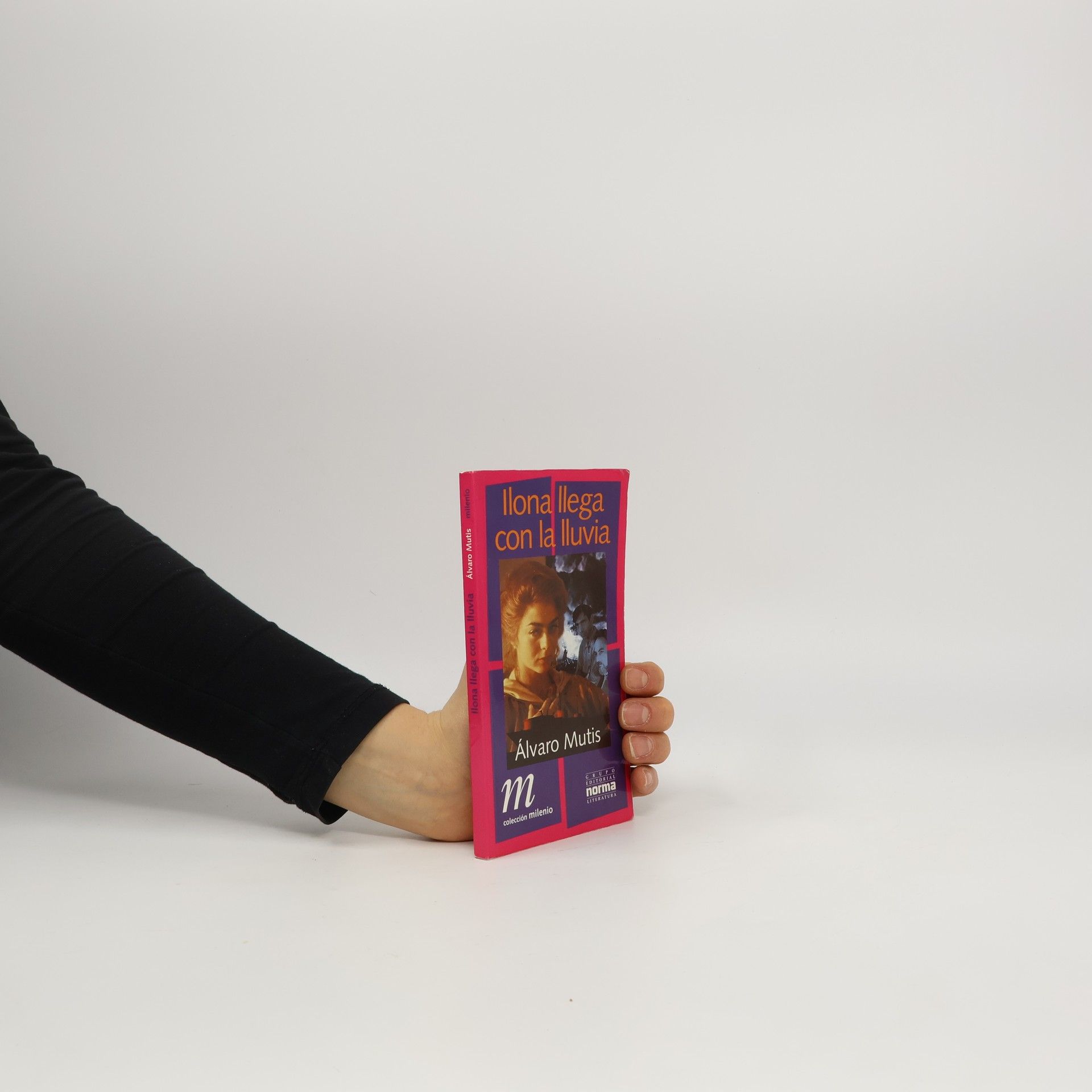 Ilona llega con la lluvia