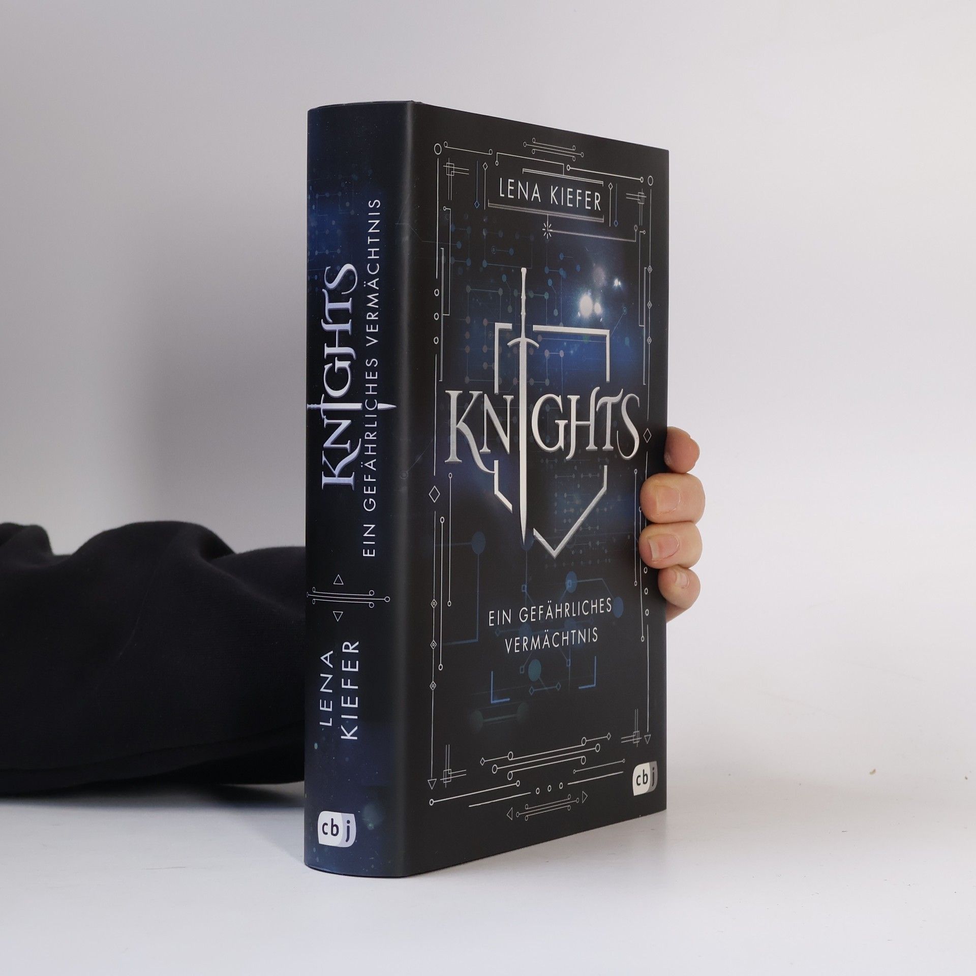 Lena Kiefer Knights - ein gefährliches Vermächtnis