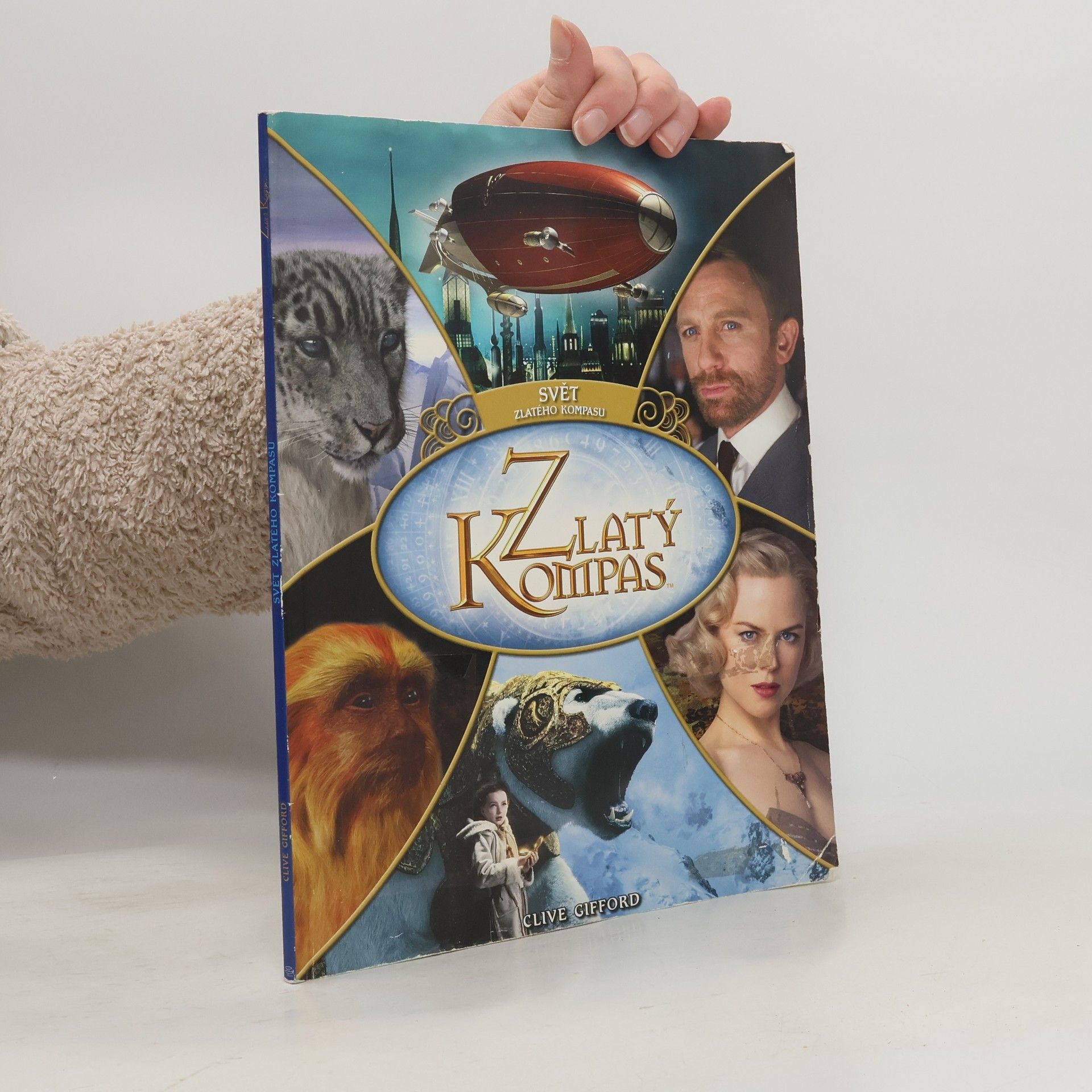 Clive Gifford Zlatý kompas. Svět Zlatého kompasu