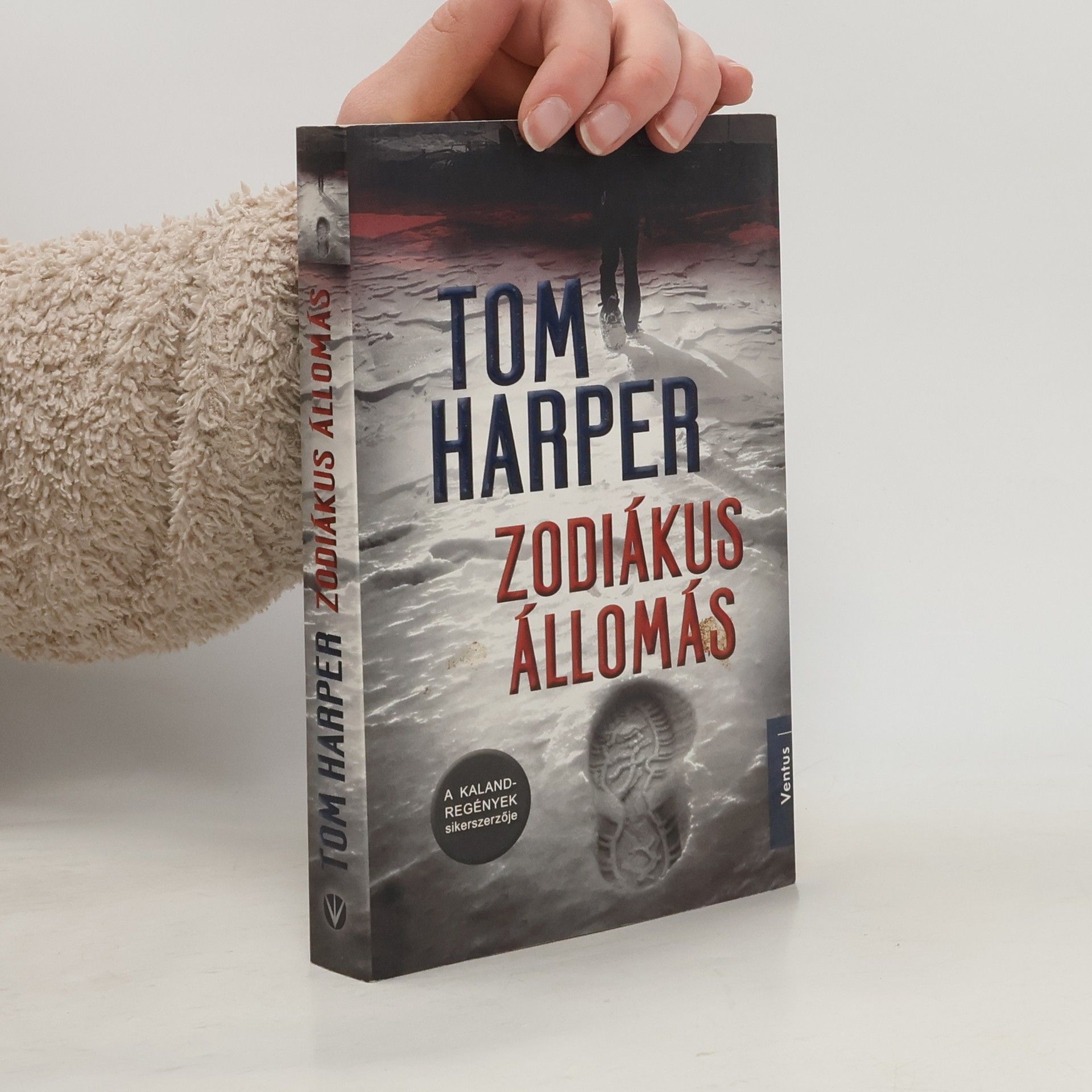 Tom Harper Zodiákus állomás